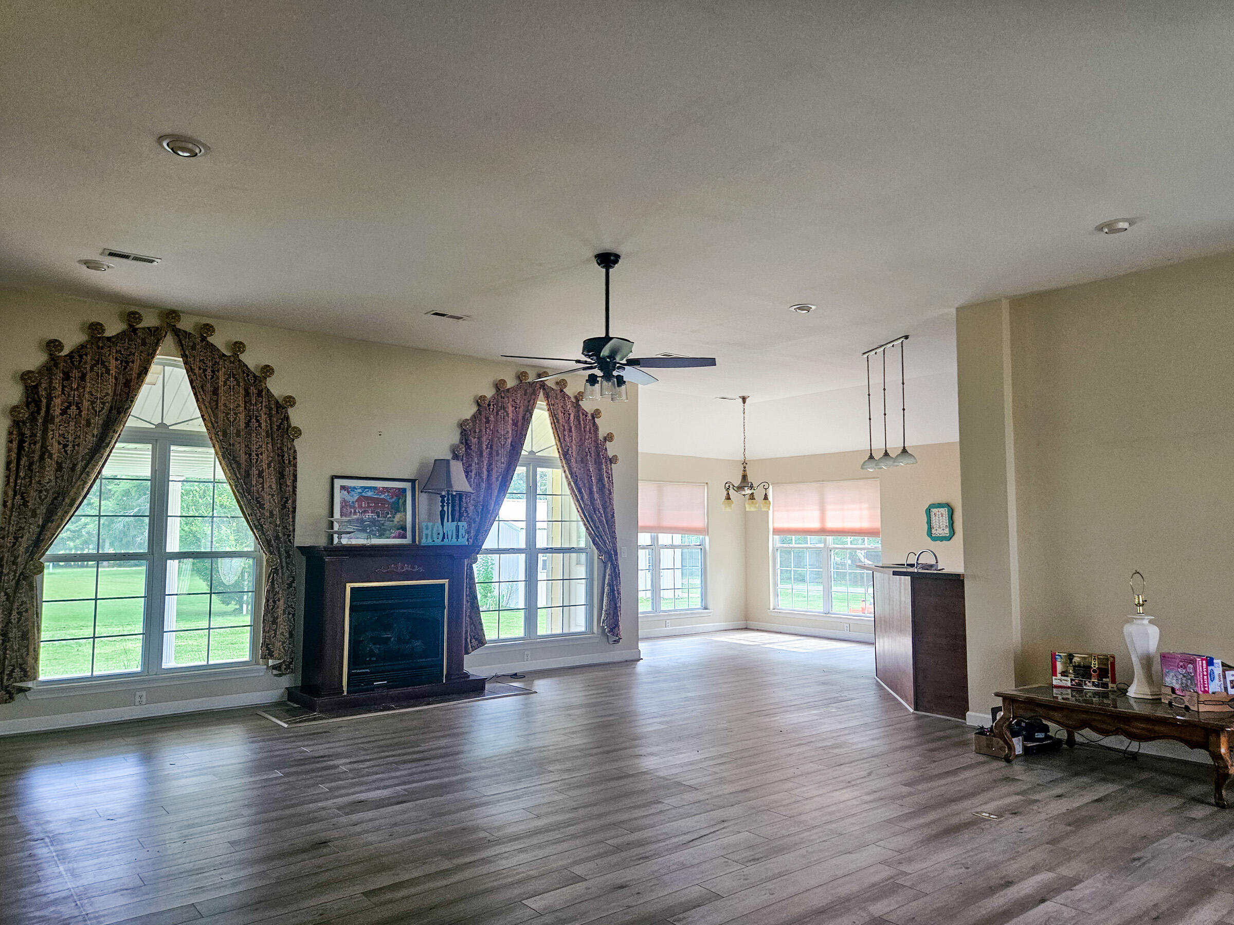 Photo 4 - Residential for sale – 1409  Hockman Street  Mountain View, MO