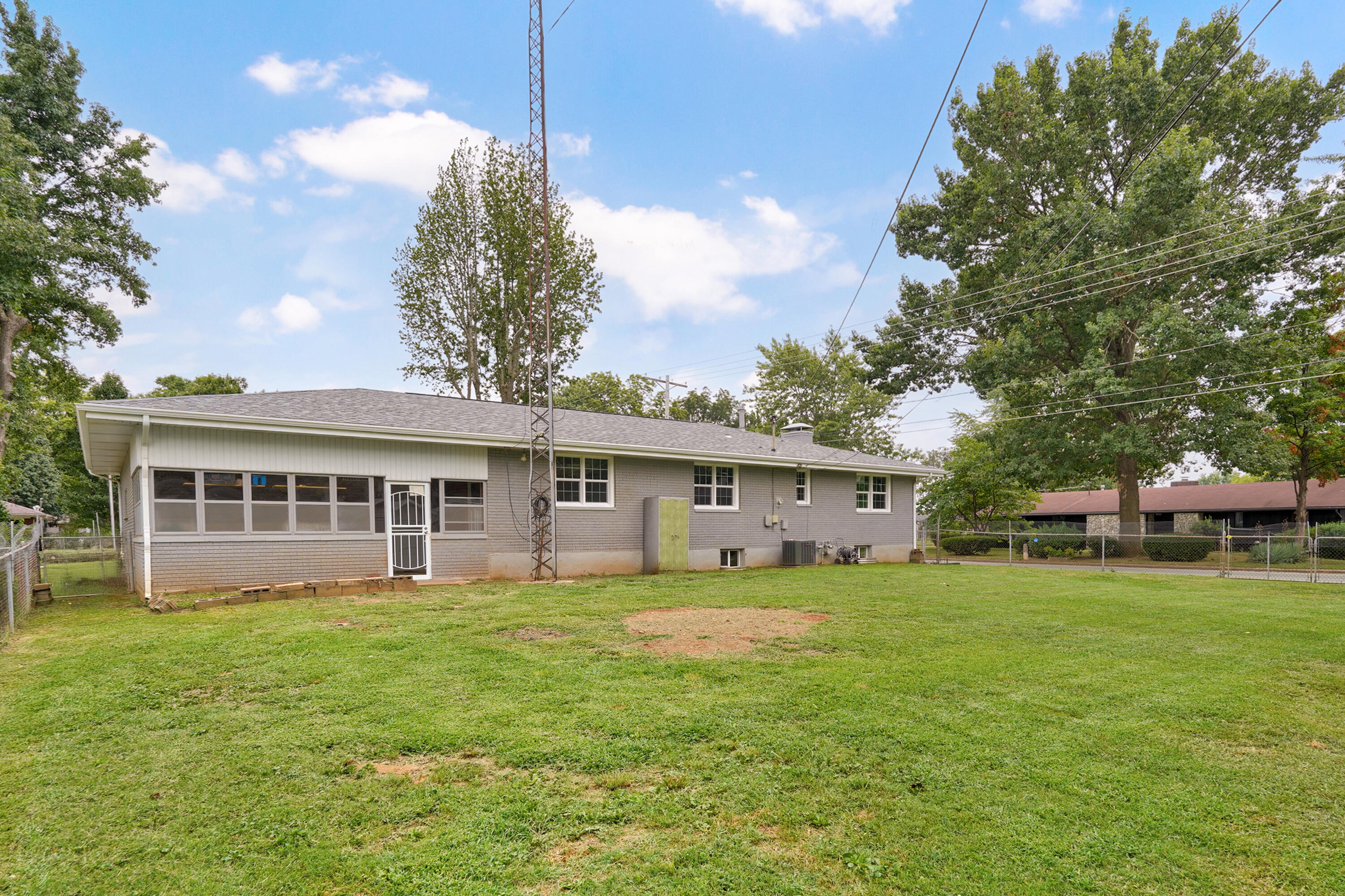 Photo 35 - Residential for sale – 1963 S Westwood Avenue  Springfield, MO