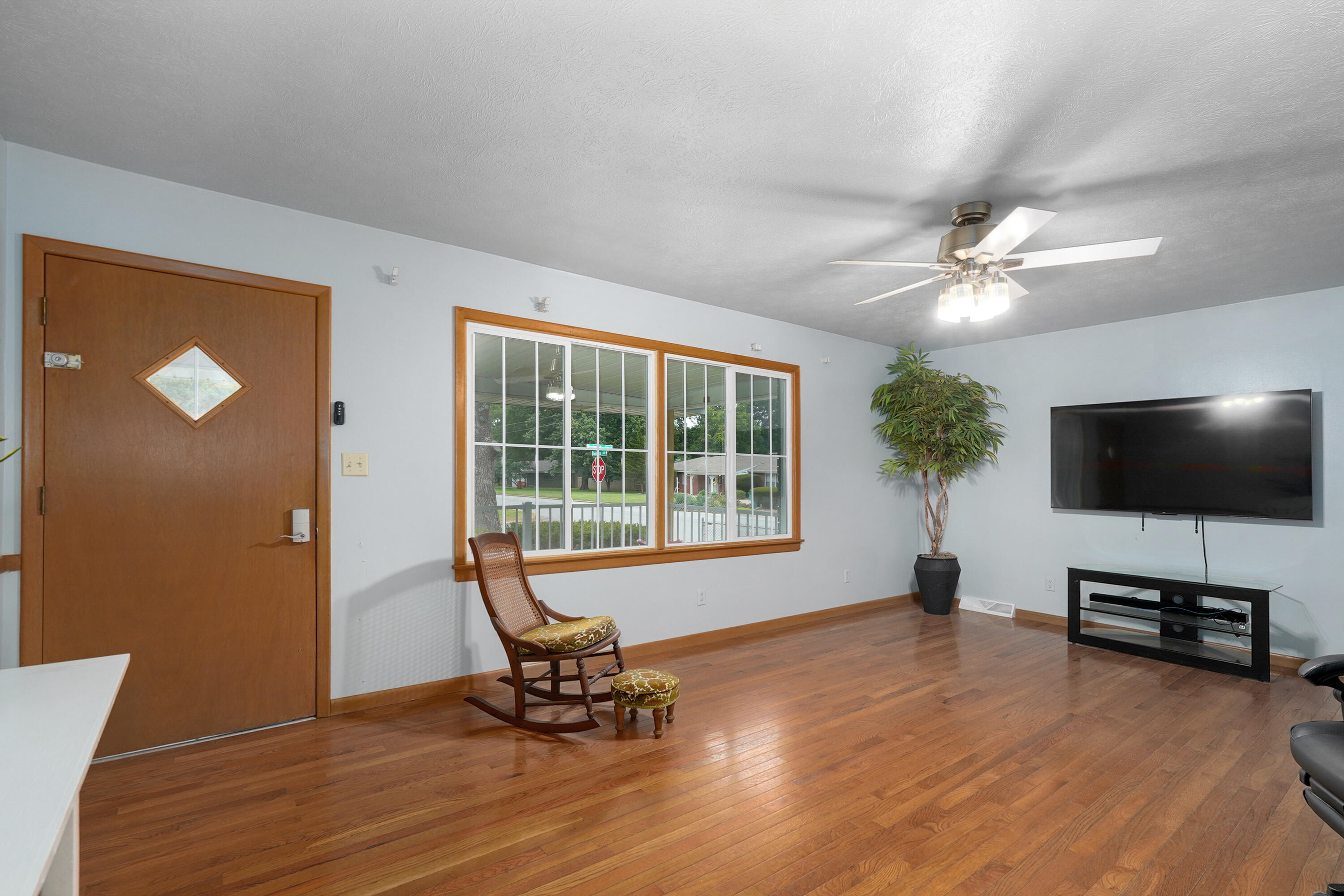 Photo 7 - Residential for sale – 1963 S Westwood Avenue  Springfield, MO