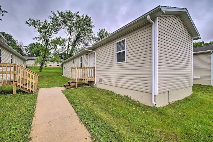 Photo 21 - Commercial Sale for sale – 914-924  Renfrow Avenue  West Plains, MO