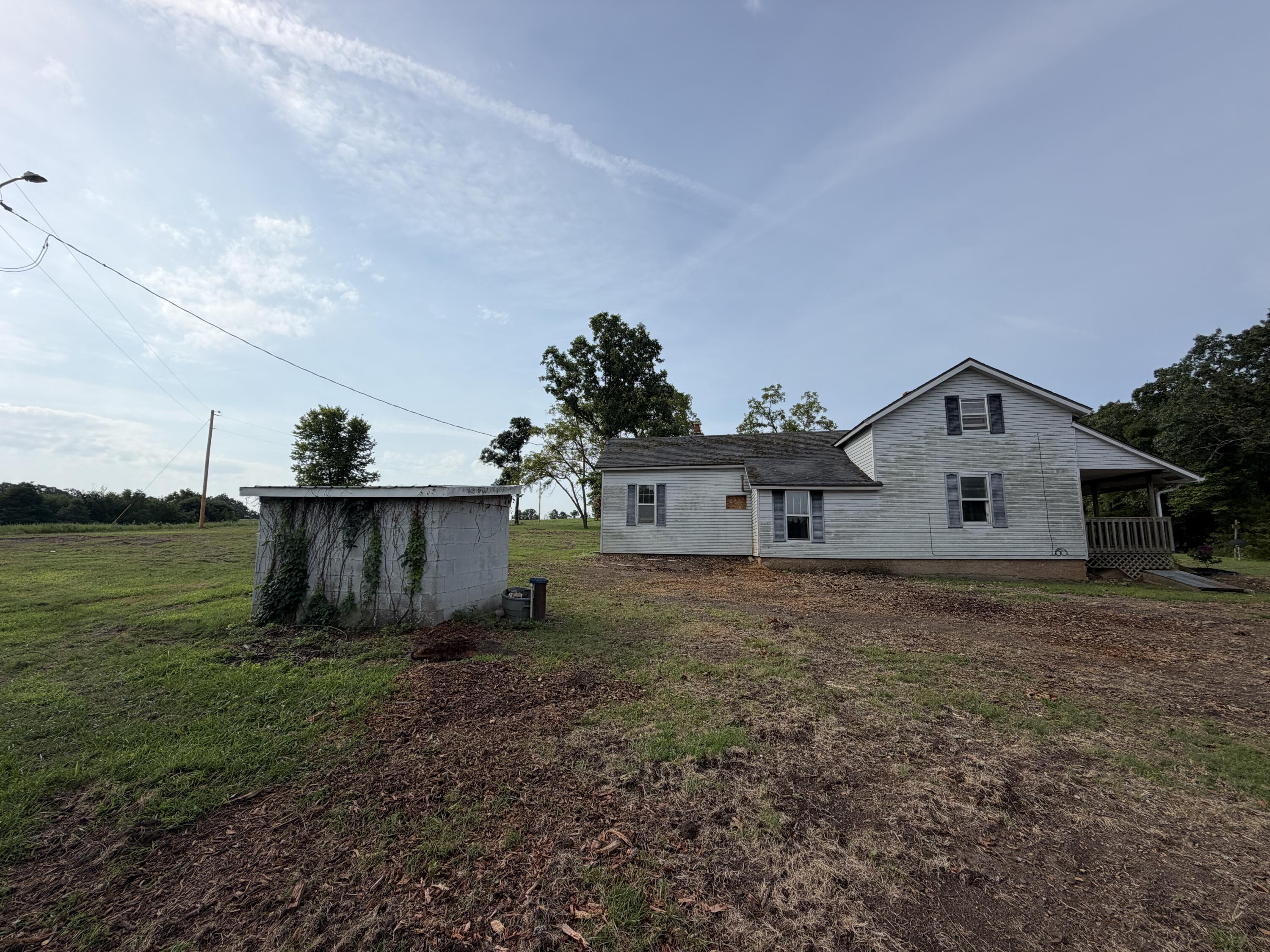 Photo 3 - Residential for sale – 5401  Dandelion Road  Hartville, MO