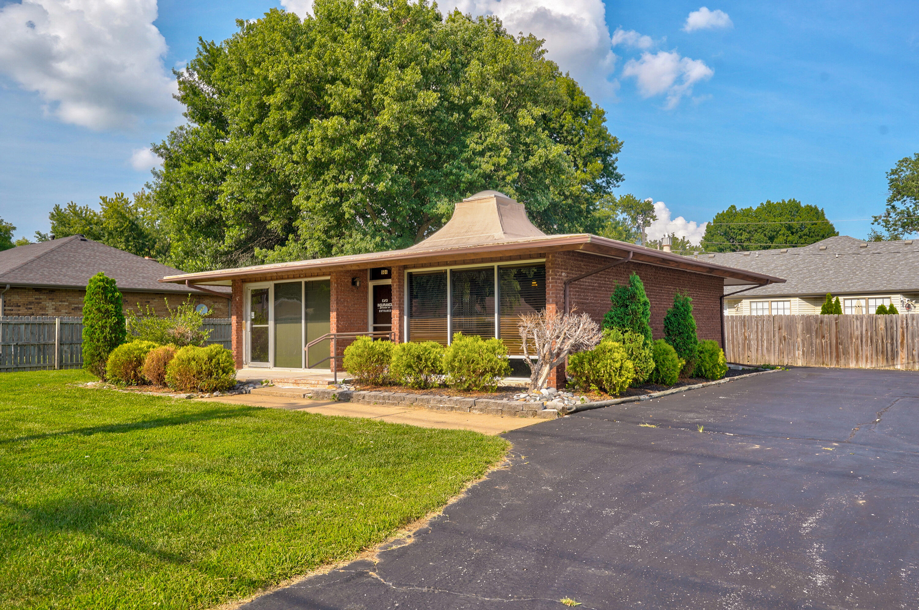 Commercial Sale for sale – 506 N Main Street  Nixa, MO