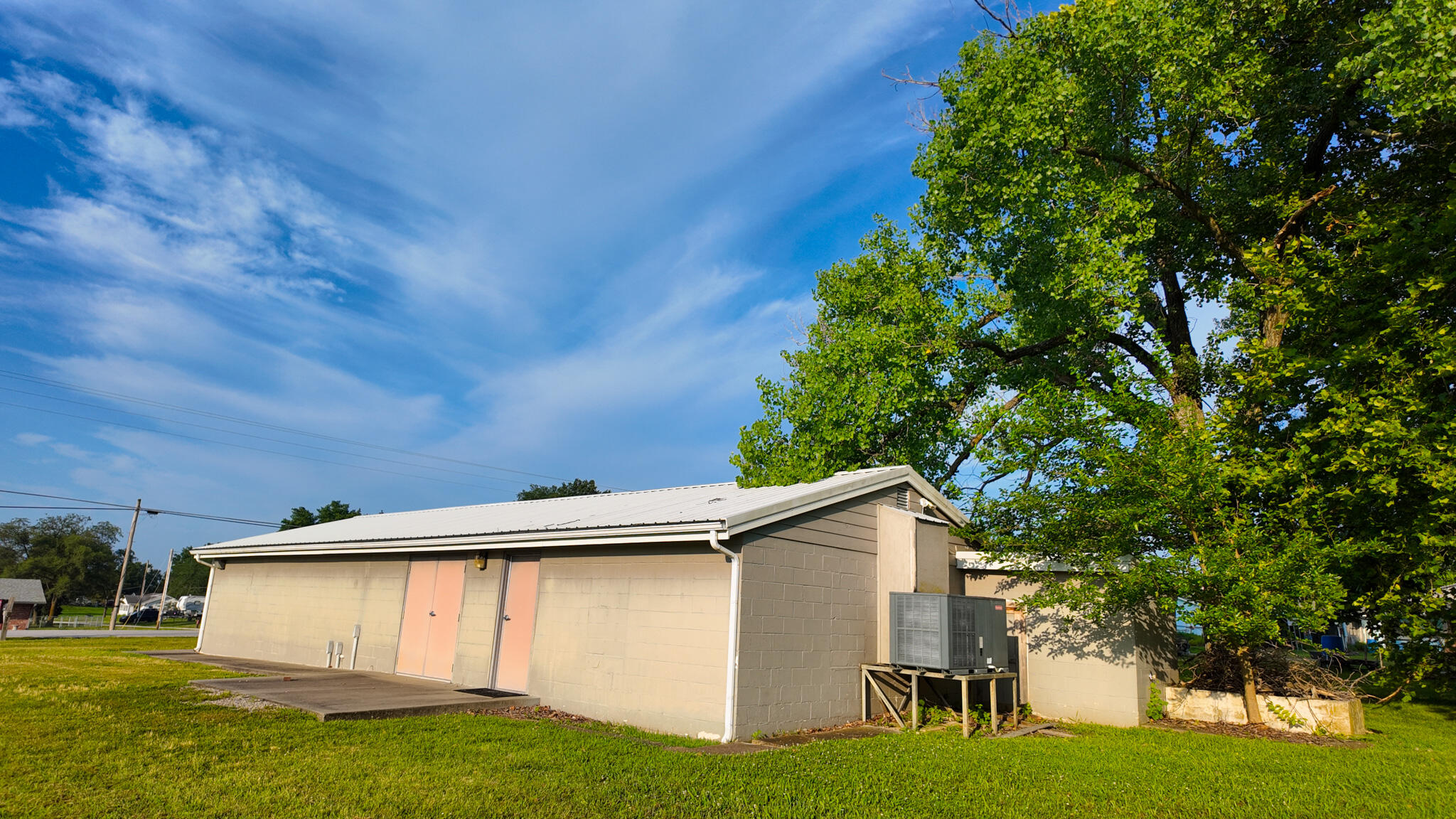 Photo 4 - Commercial Sale for sale – 21085  Missouri 254   Wheatland, MO