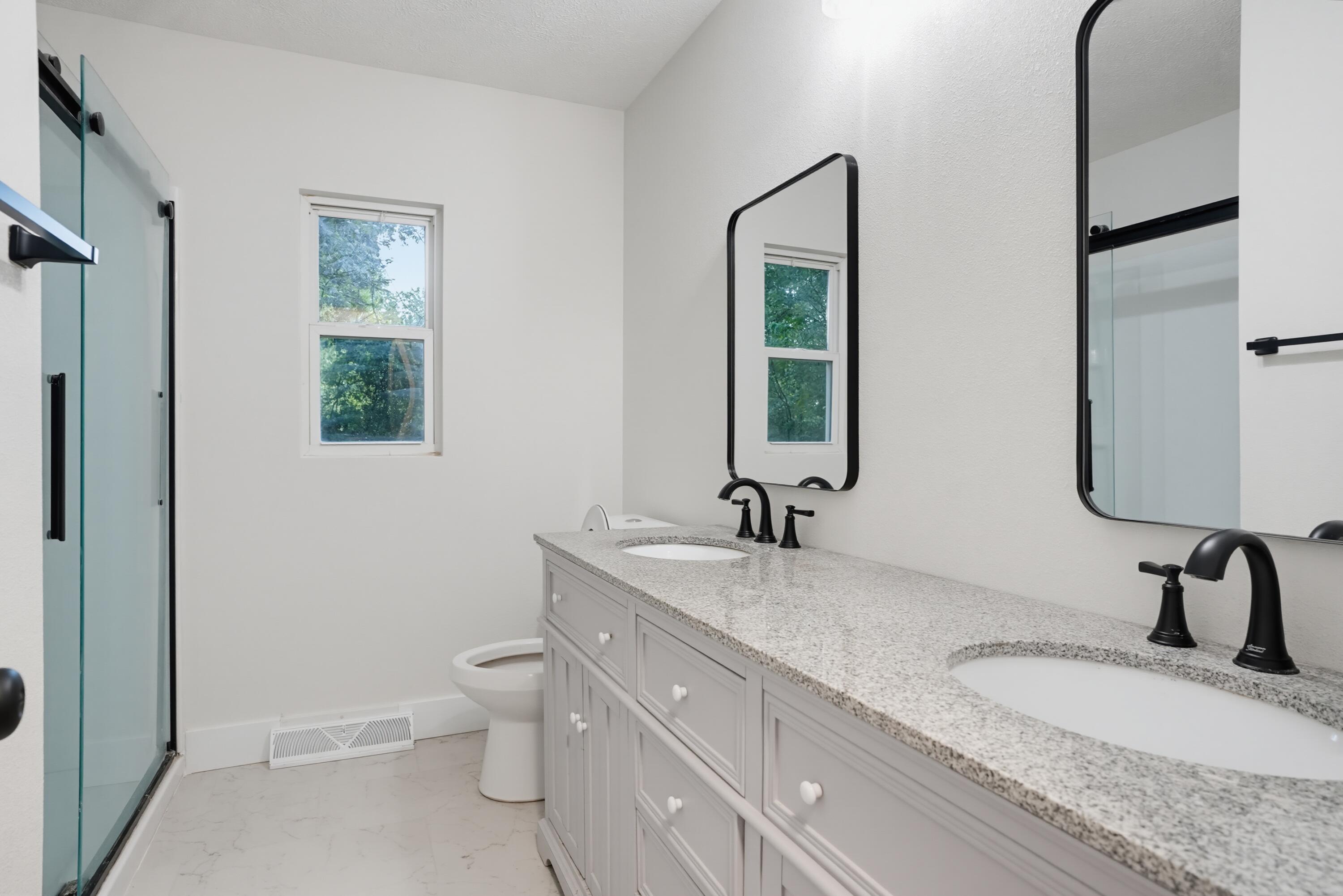 Photo 14 - Residential for sale – 2203 N Kentwood Avenue  Springfield, MO