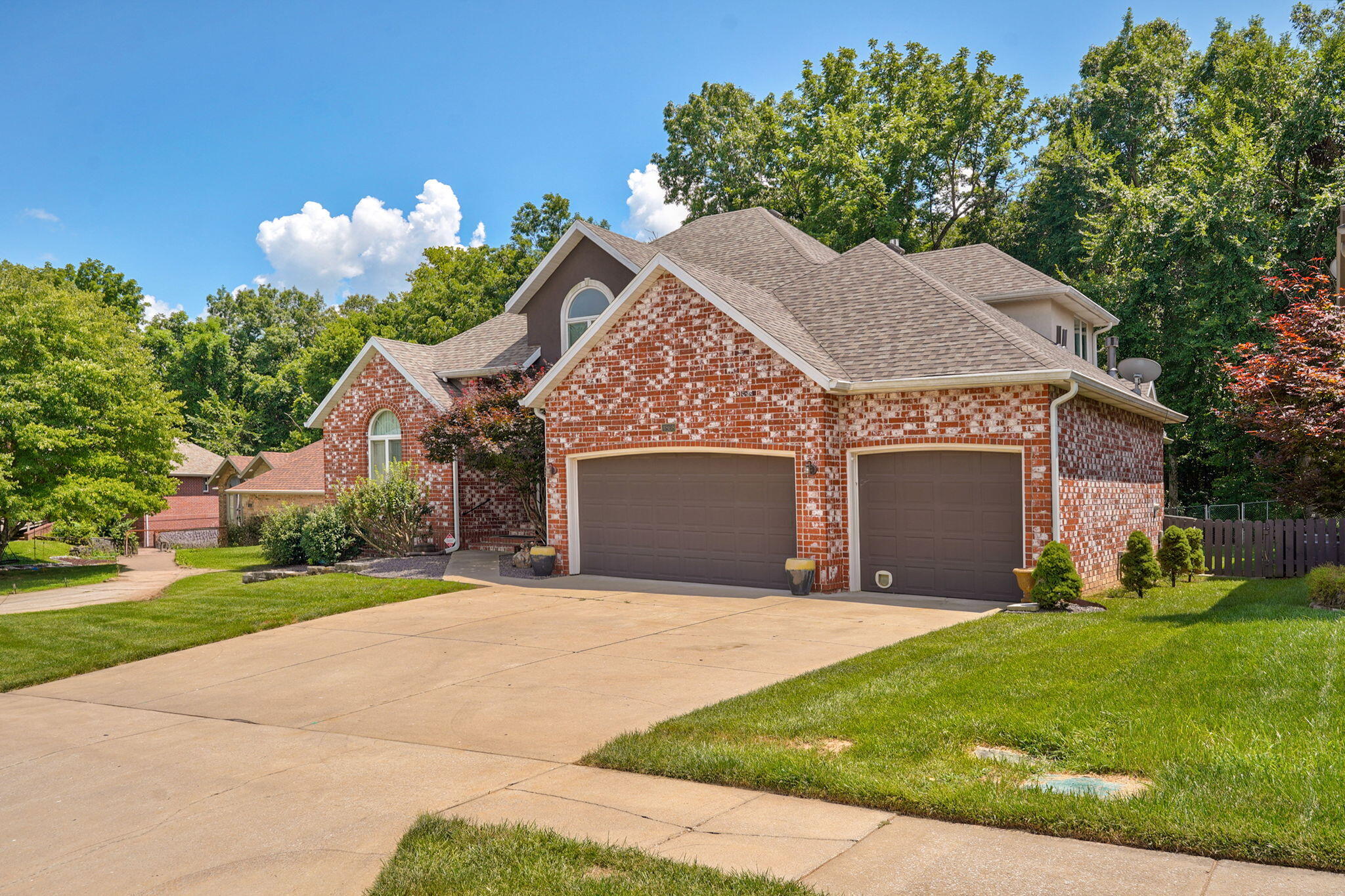 Photo 5 - Residential for sale – 4868 E Utica Street  Springfield, MO