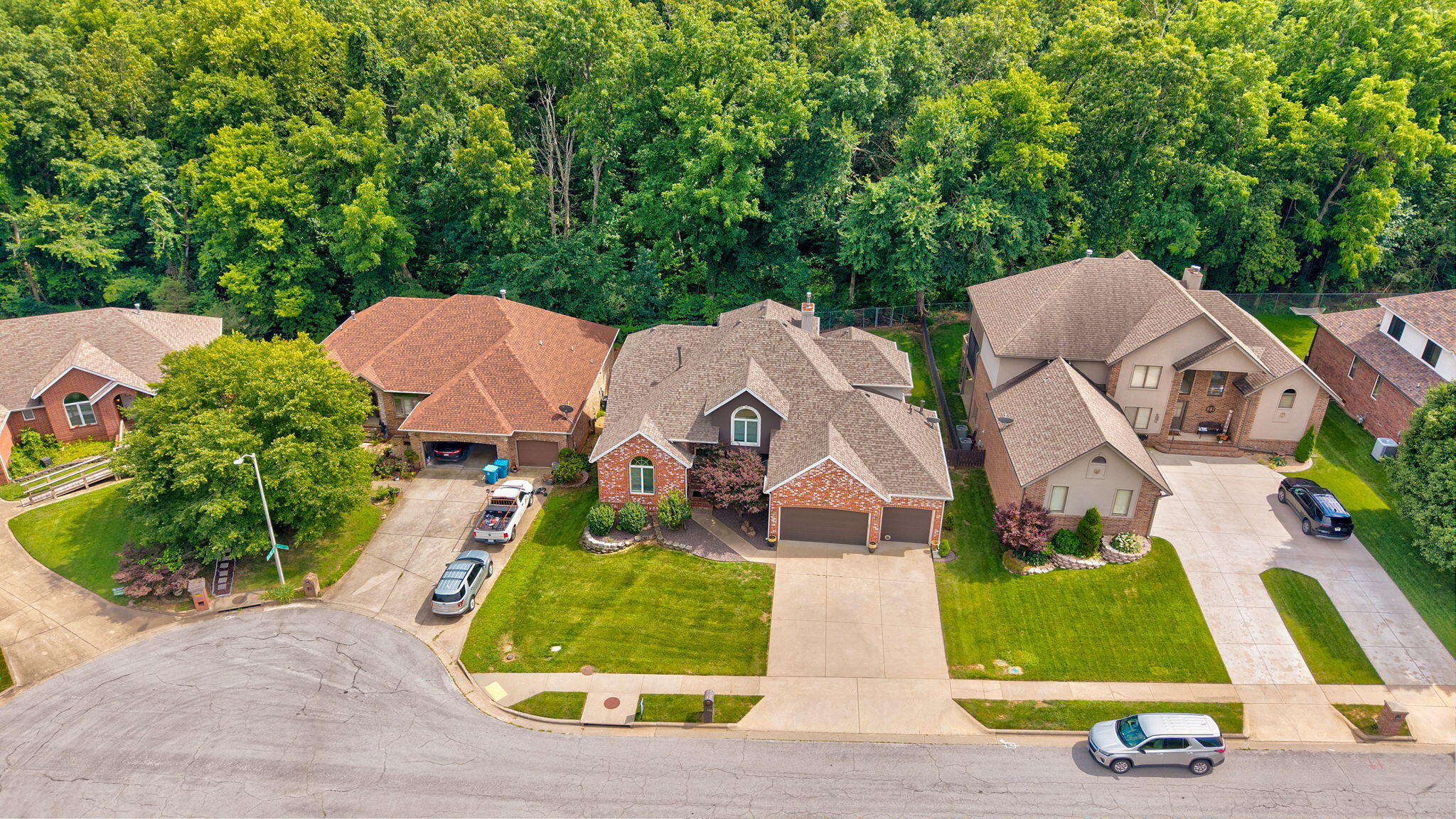 Photo 3 - Residential for sale – 4868 E Utica Street  Springfield, MO