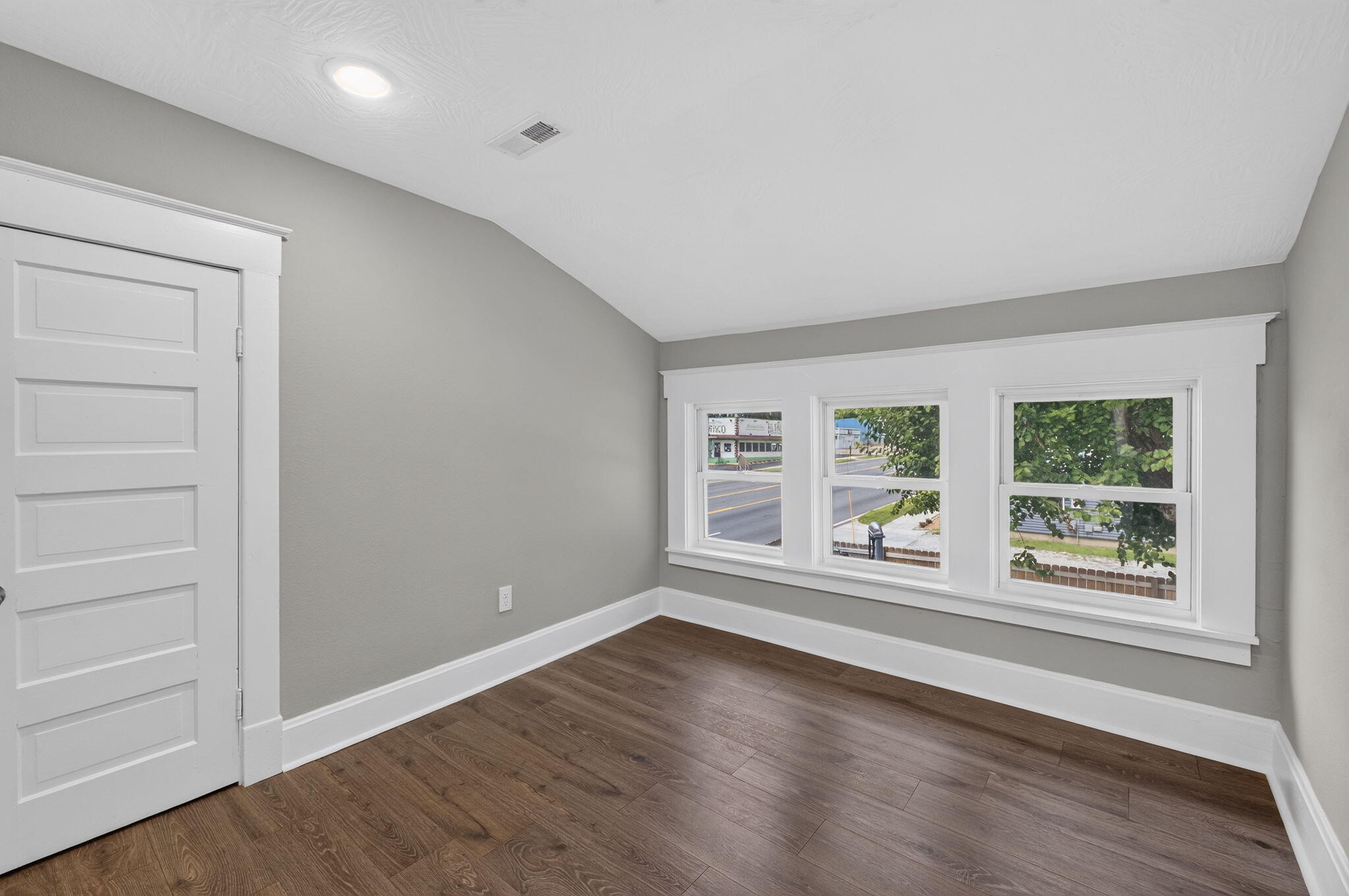 Photo 19 - Residential for sale – 2401 N Boonville Avenue  Springfield, MO