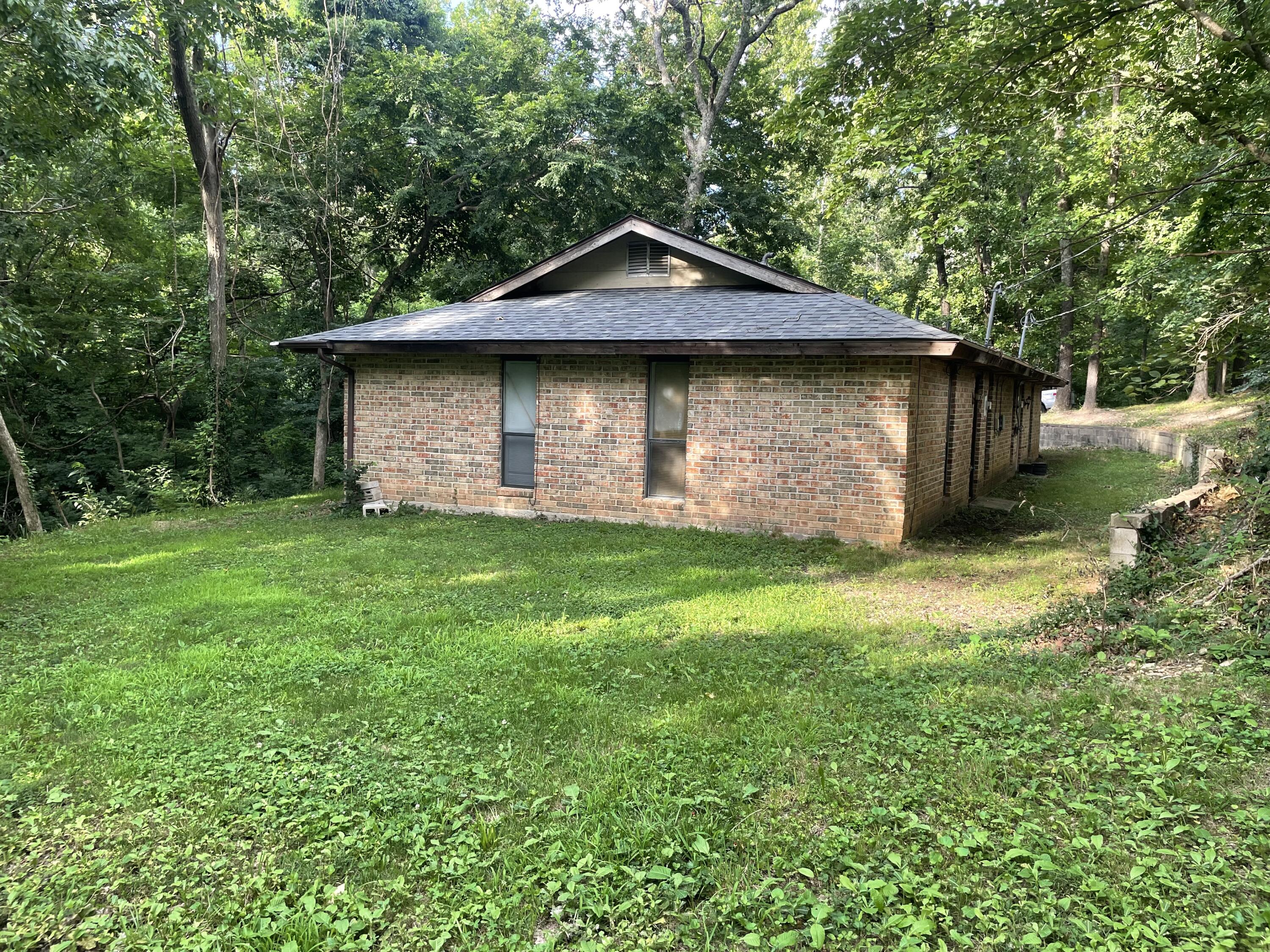 Photo 14 - Residential Income for sale – 1410/1412  Cherry Street  Cassville, MO