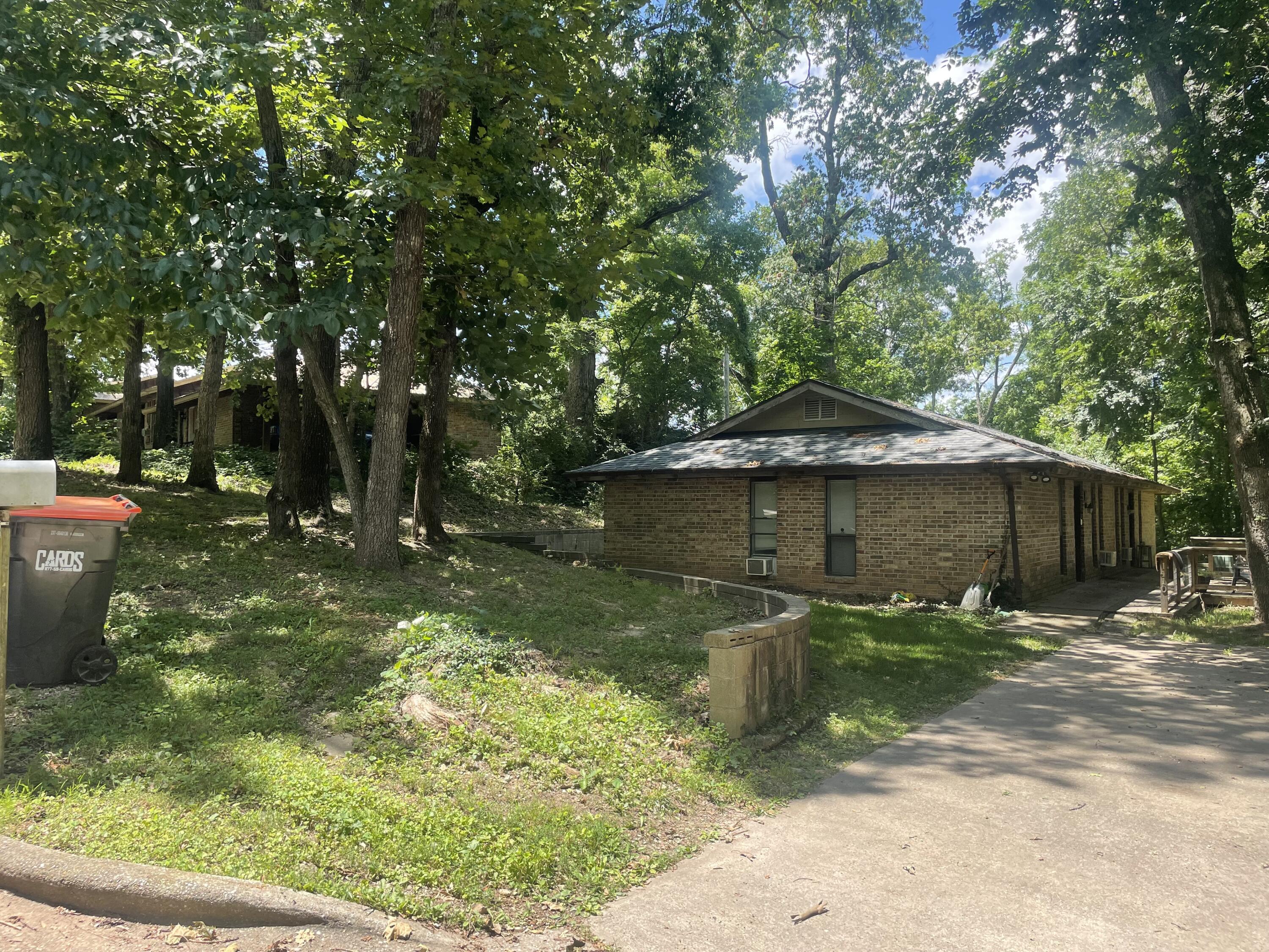 Photo 2 - Residential Income for sale – 1410/1412  Cherry Street  Cassville, MO