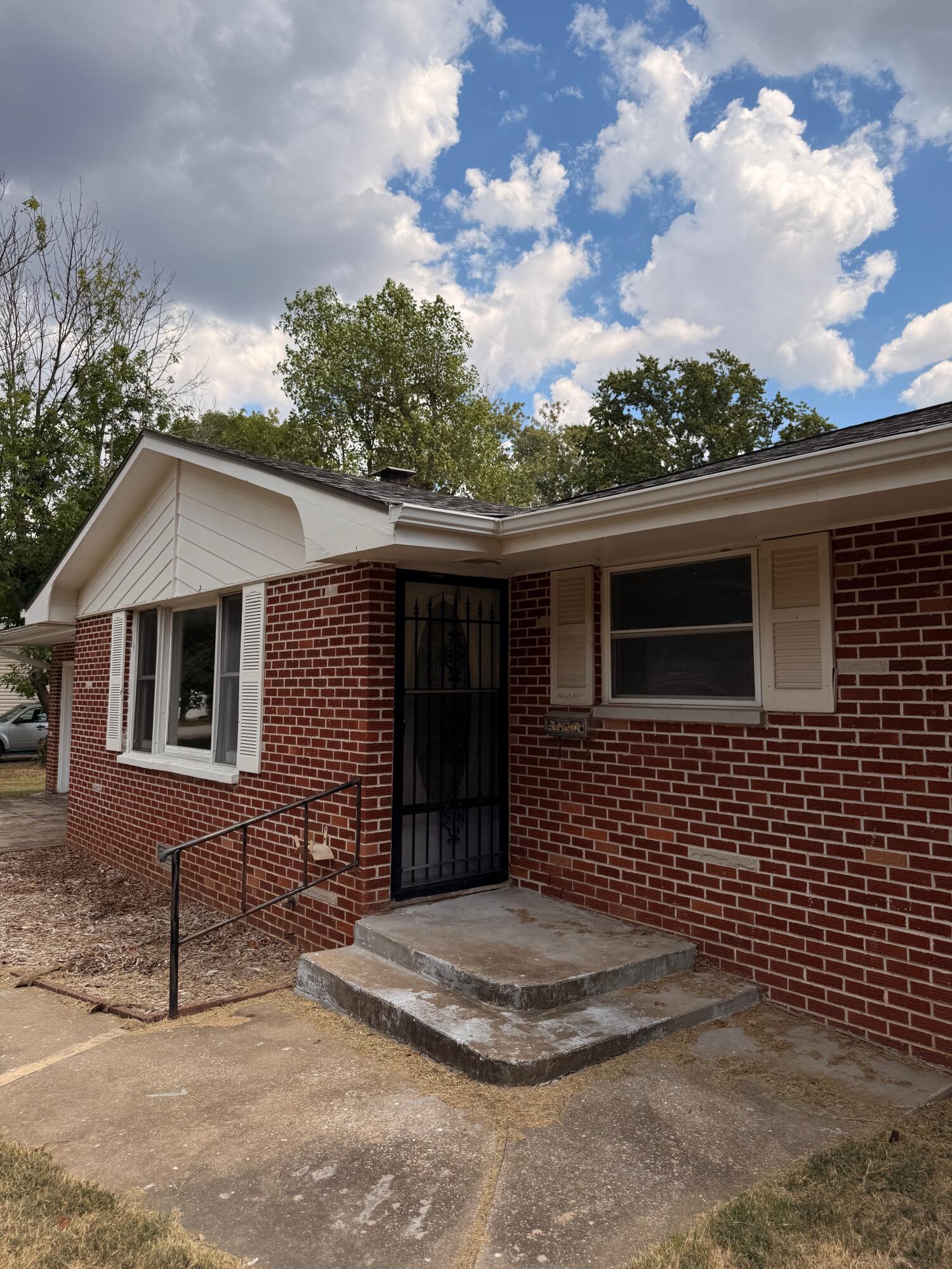 Photo 4 - Residential for sale – 1404 S Madison Avenue  Aurora, MO