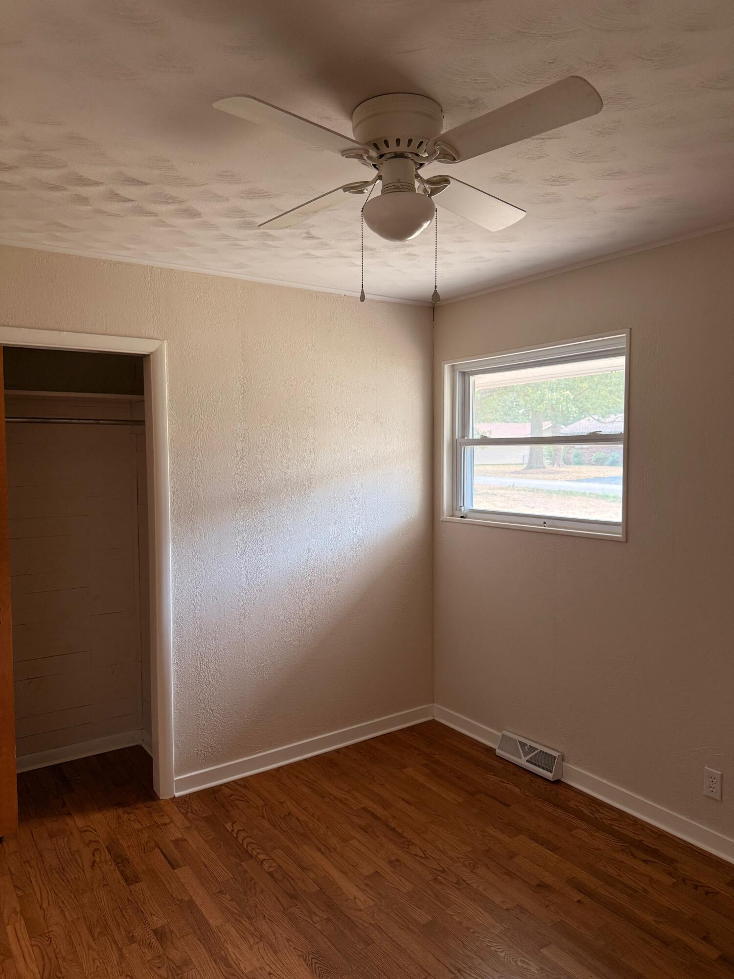 Photo 30 - Residential for sale – 1404 S Madison Avenue  Aurora, MO