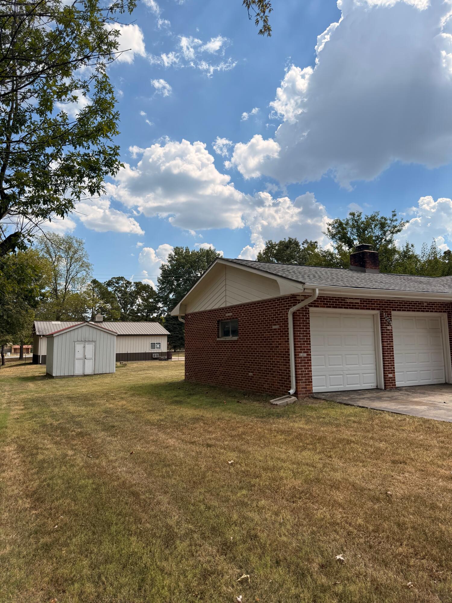 Photo 13 - Residential for sale – 1404 S Madison Avenue  Aurora, MO
