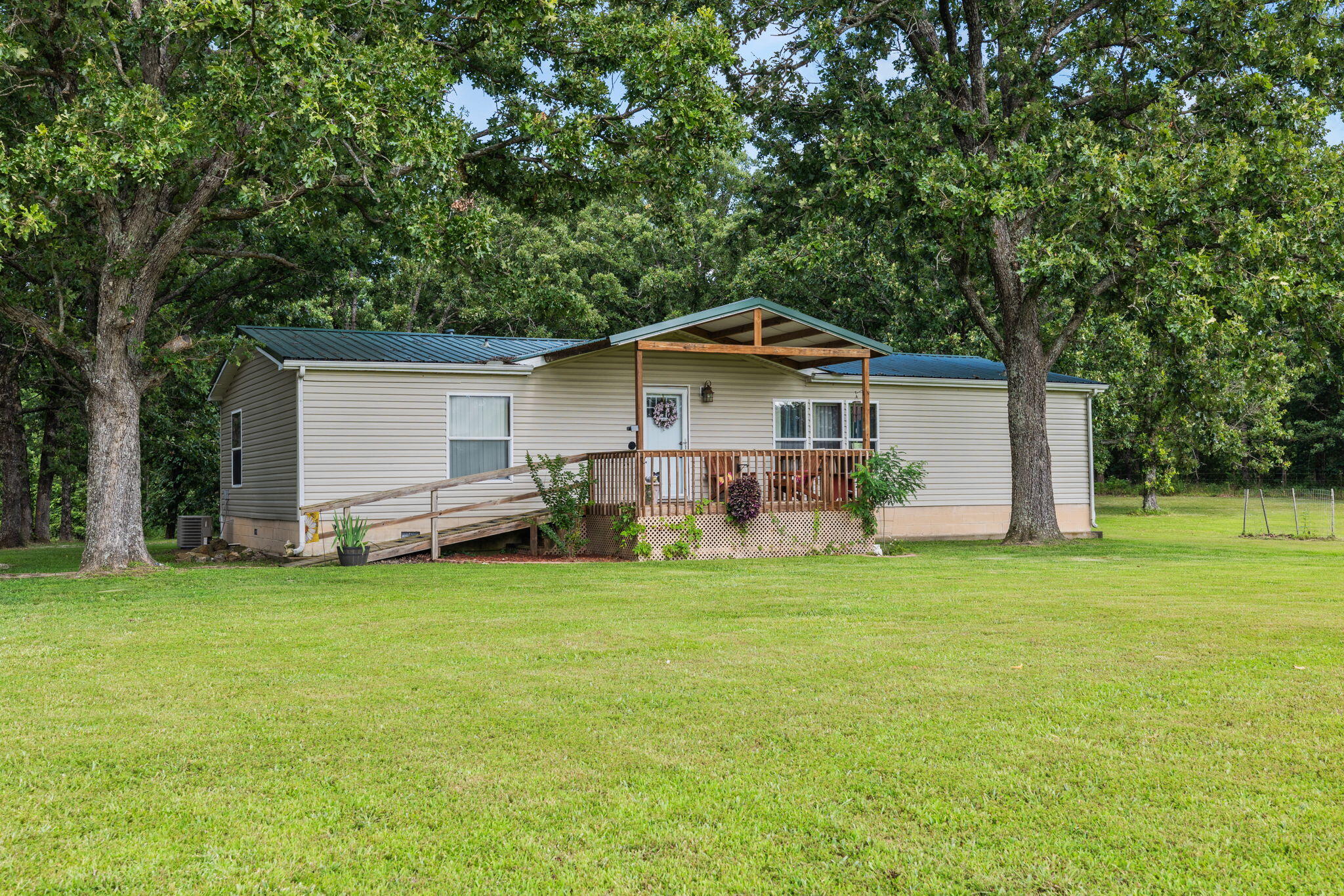 Photo 2 - Residential for sale – 192/194  Cheyenne Road  Tunas, MO