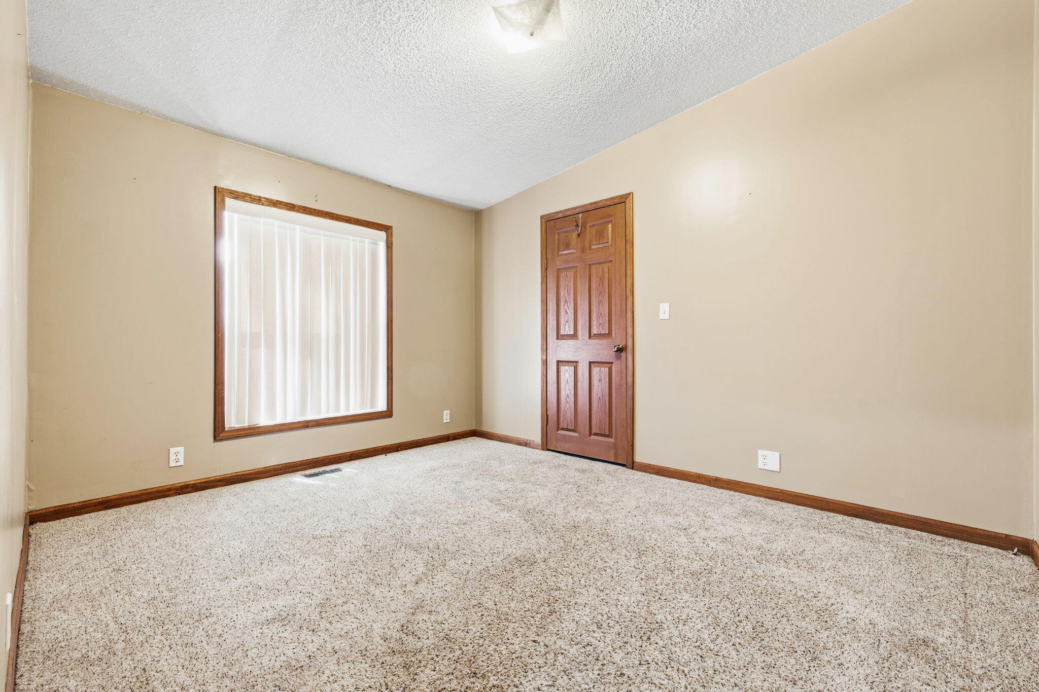 Photo 21 - Residential for sale – 192/194  Cheyenne Road  Tunas, MO
