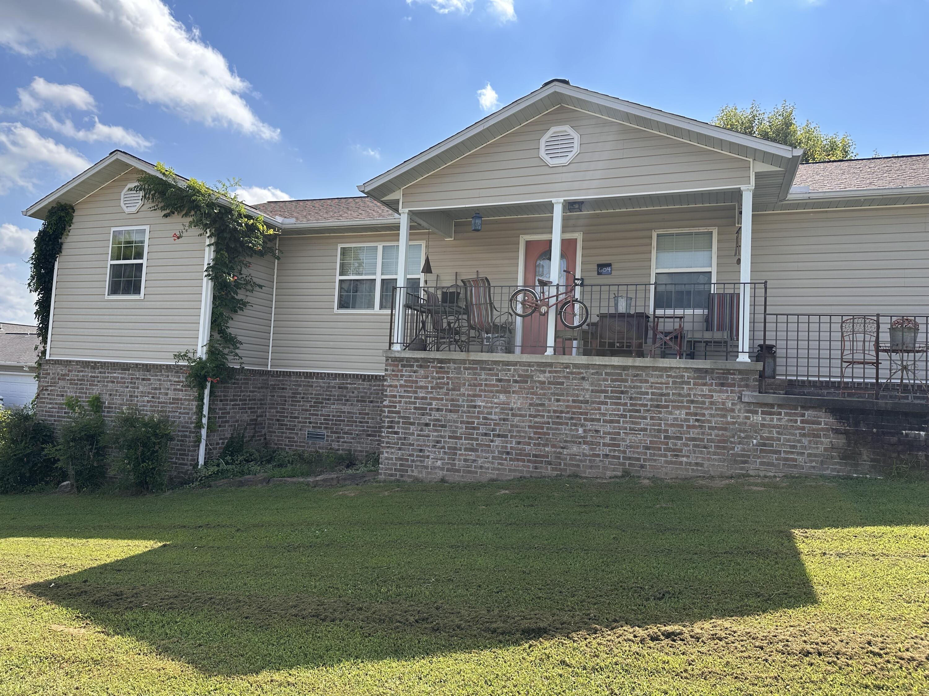 Photo 8 - Residential for sale – 604  Paradise Heights Drive  Berryville, AR