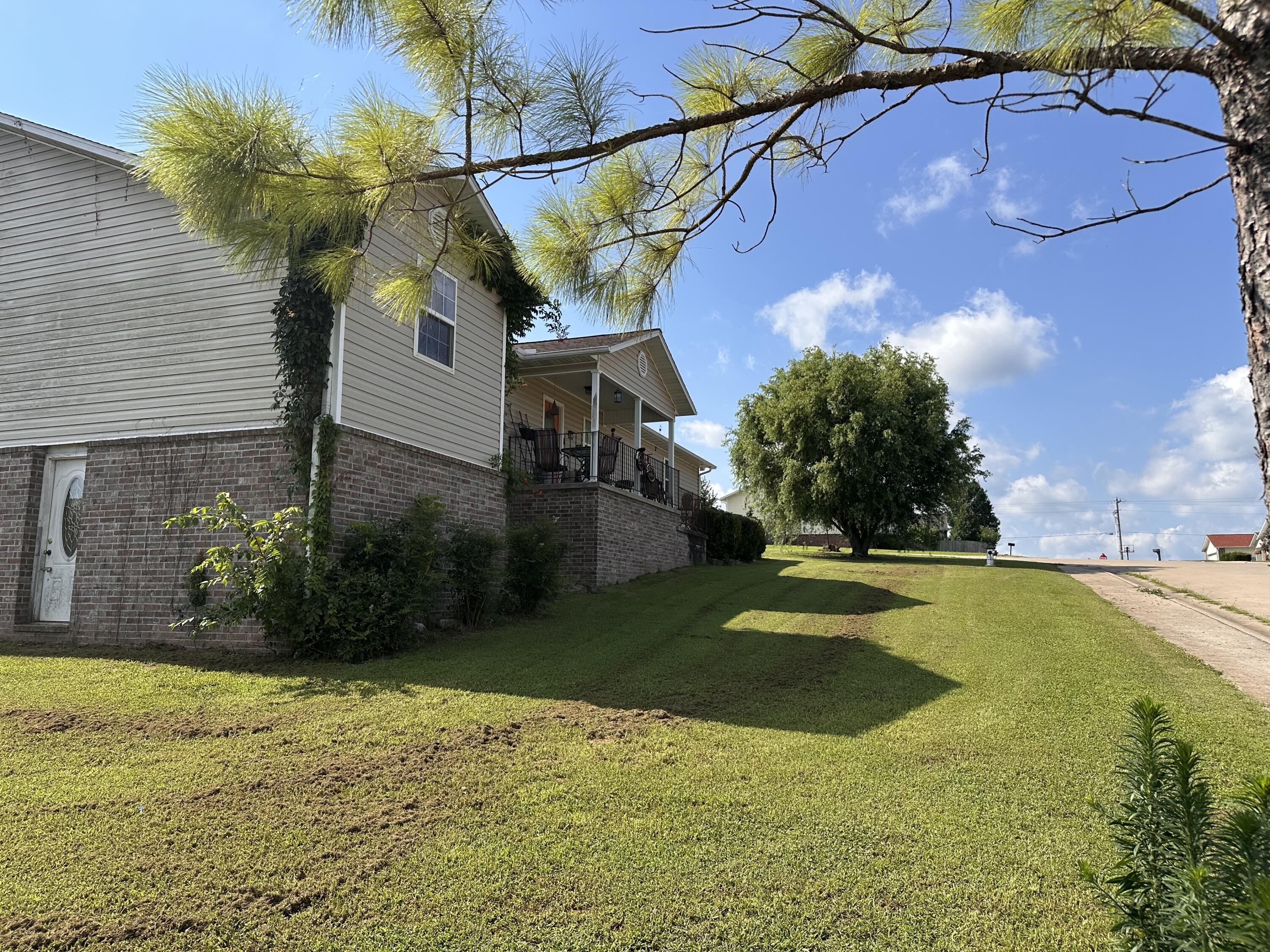 Photo 9 - Residential for sale – 604  Paradise Heights Drive  Berryville, AR