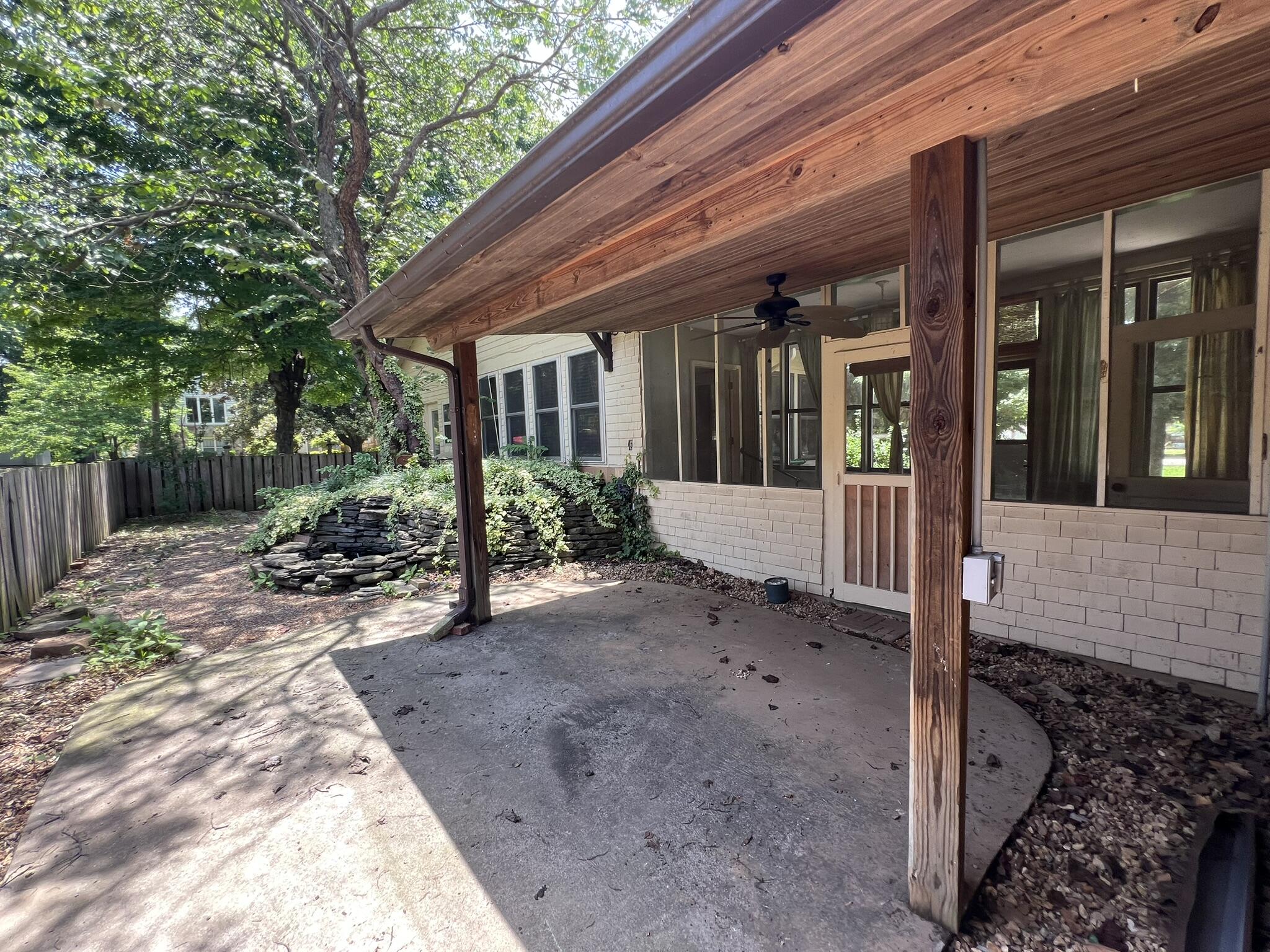 Photo 47 - Residential for sale – 221  Monroe Street  Thayer, MO