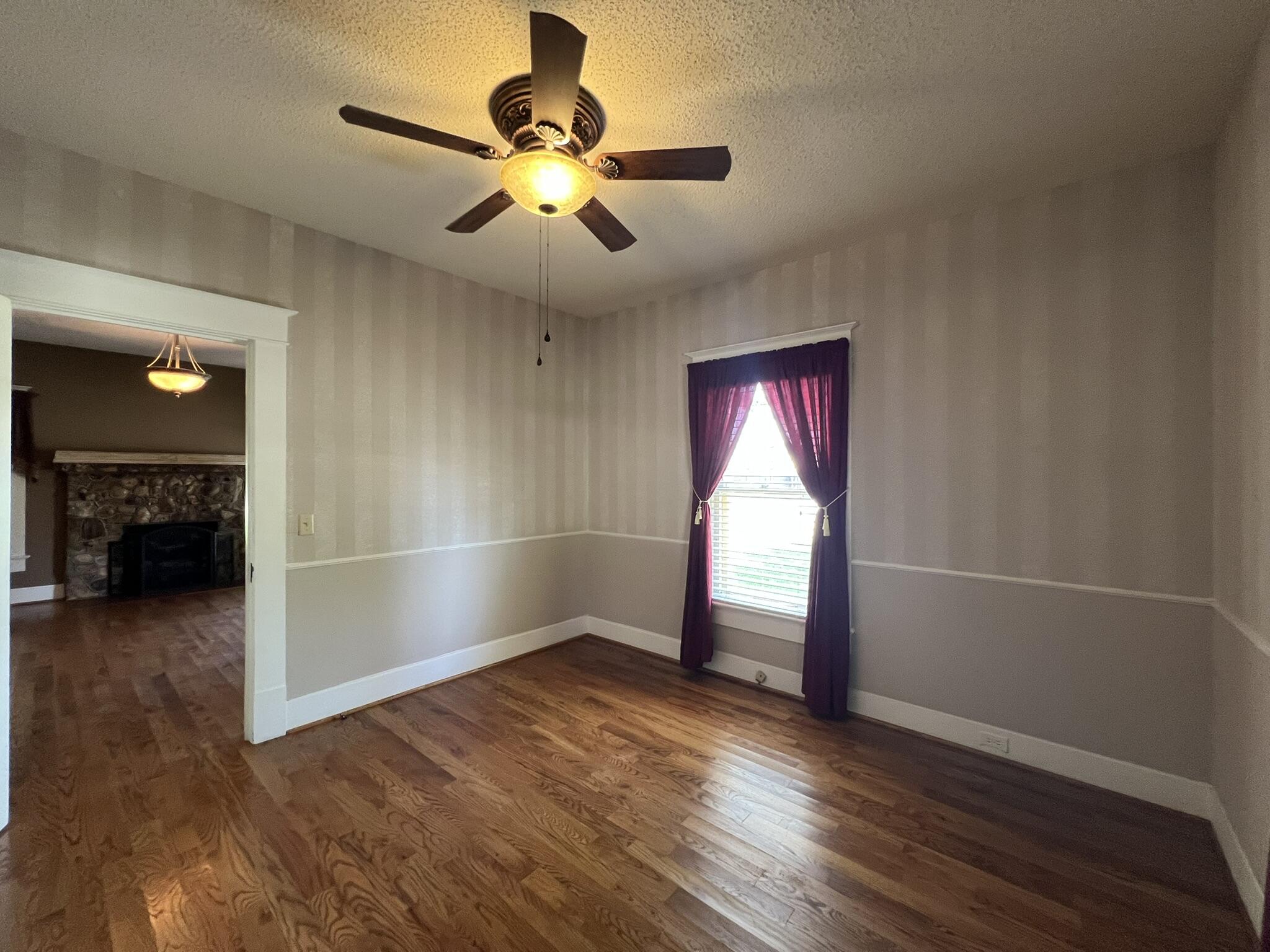 Photo 14 - Residential for sale – 221  Monroe Street  Thayer, MO