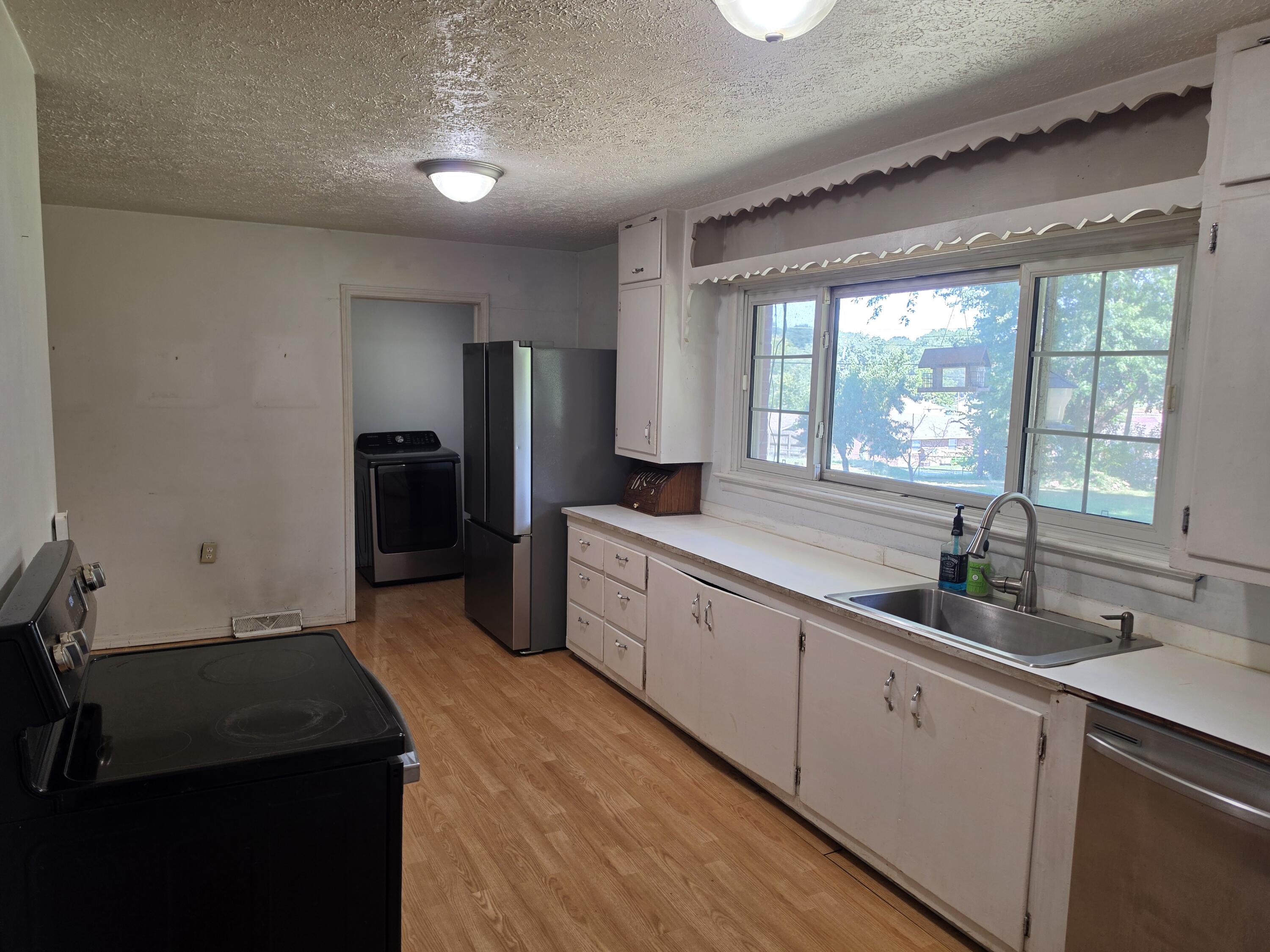 Photo 26 - Residential for sale – 200 N Maple Street  Mansfield, MO