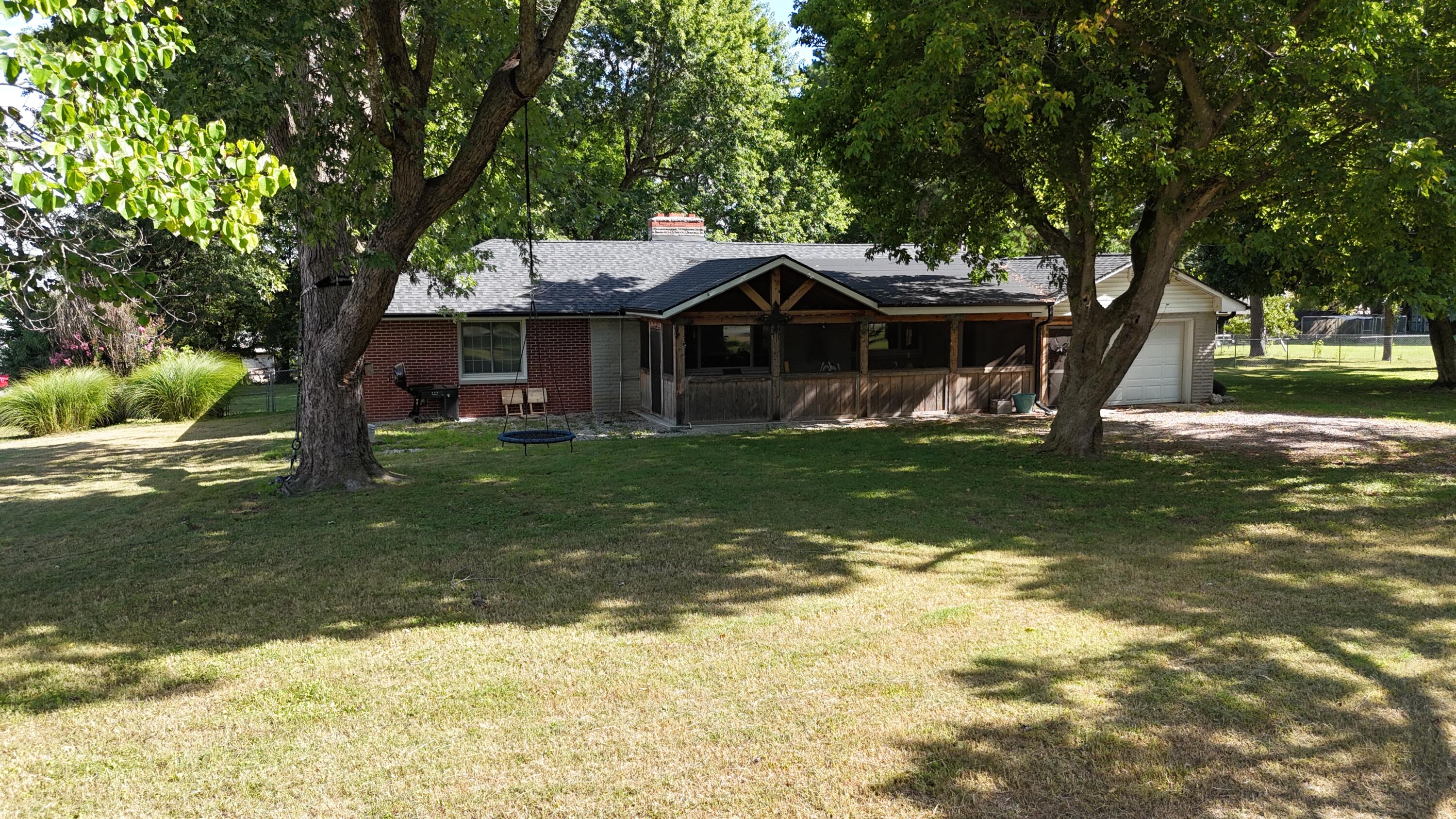 Photo 6 - Residential for sale – 200 N Maple Street  Mansfield, MO