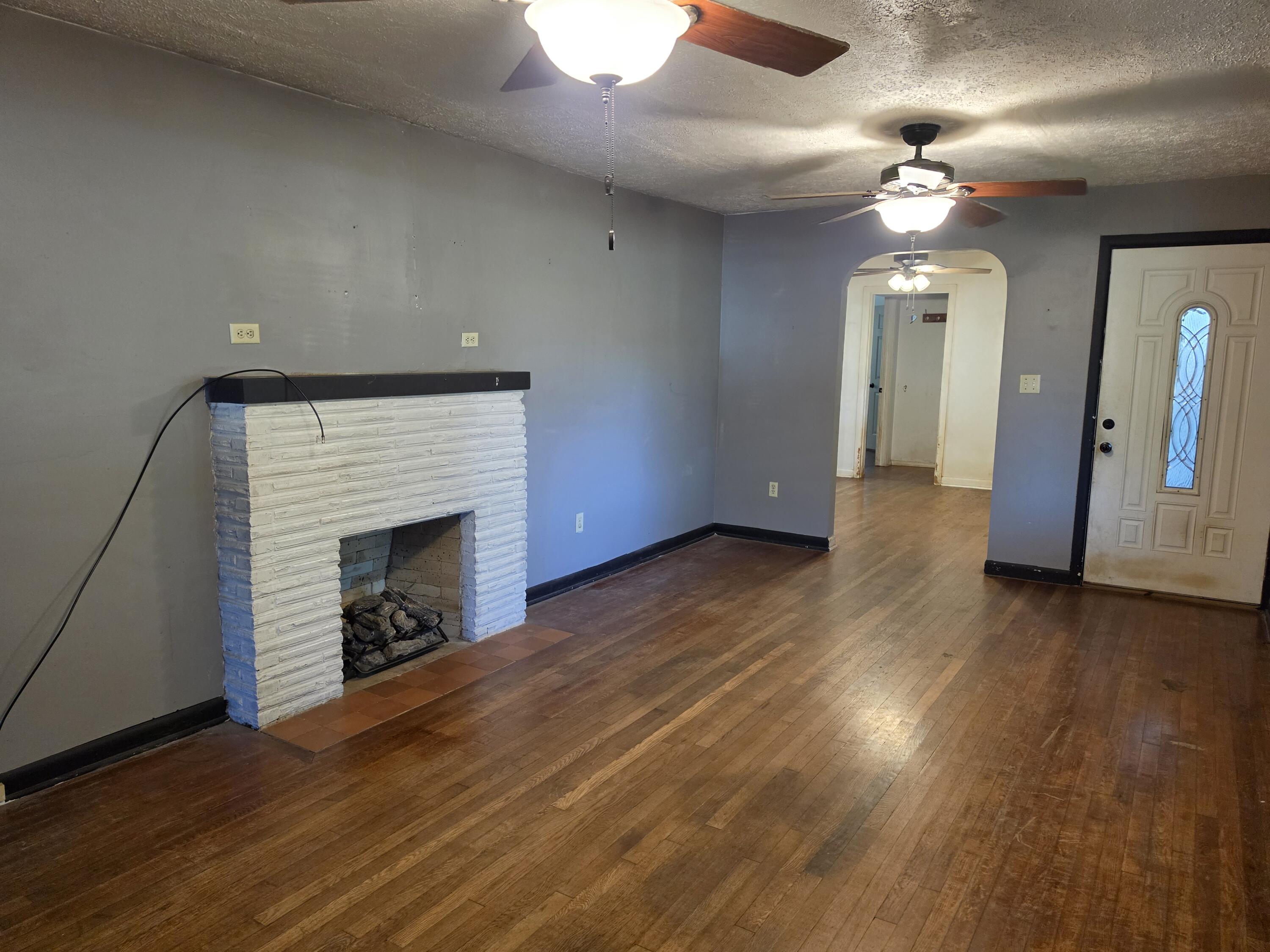 Photo 38 - Residential for sale – 200 N Maple Street  Mansfield, MO