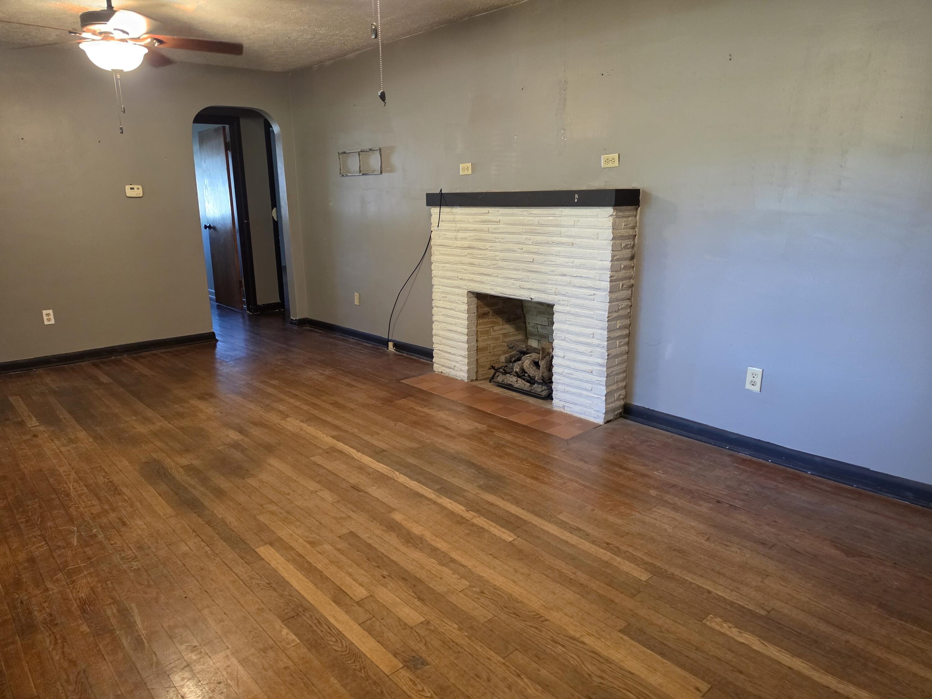 Photo 40 - Residential for sale – 200 N Maple Street  Mansfield, MO