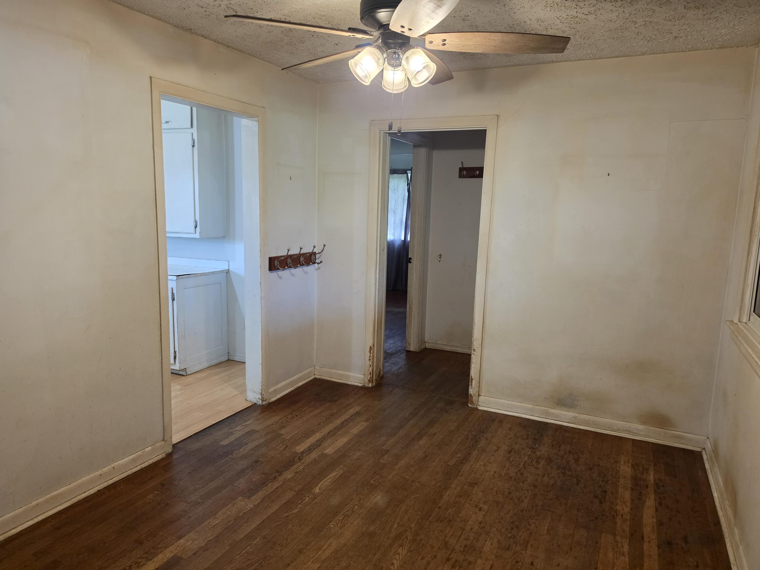 Photo 42 - Residential for sale – 200 N Maple Street  Mansfield, MO