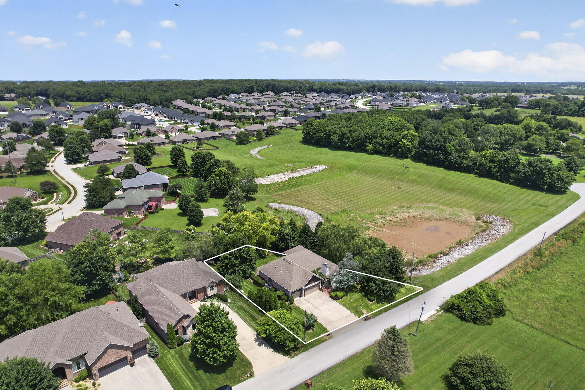 Photo 5 - Residential for sale – 5079 E Farm Road 122   Springfield, MO