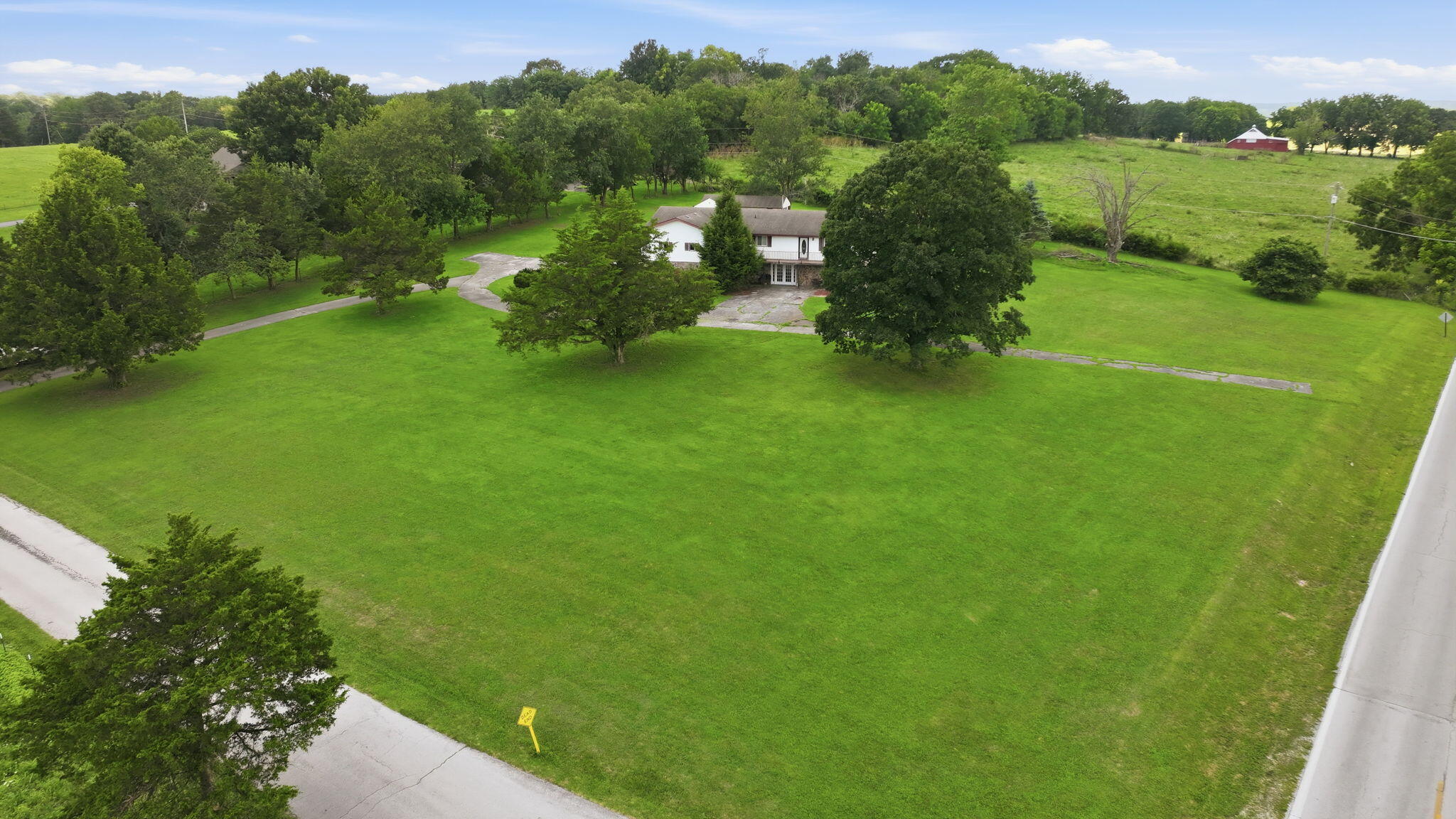 Photo 4 - Residential for sale – 2028 E Mccracken Road  Ozark, MO