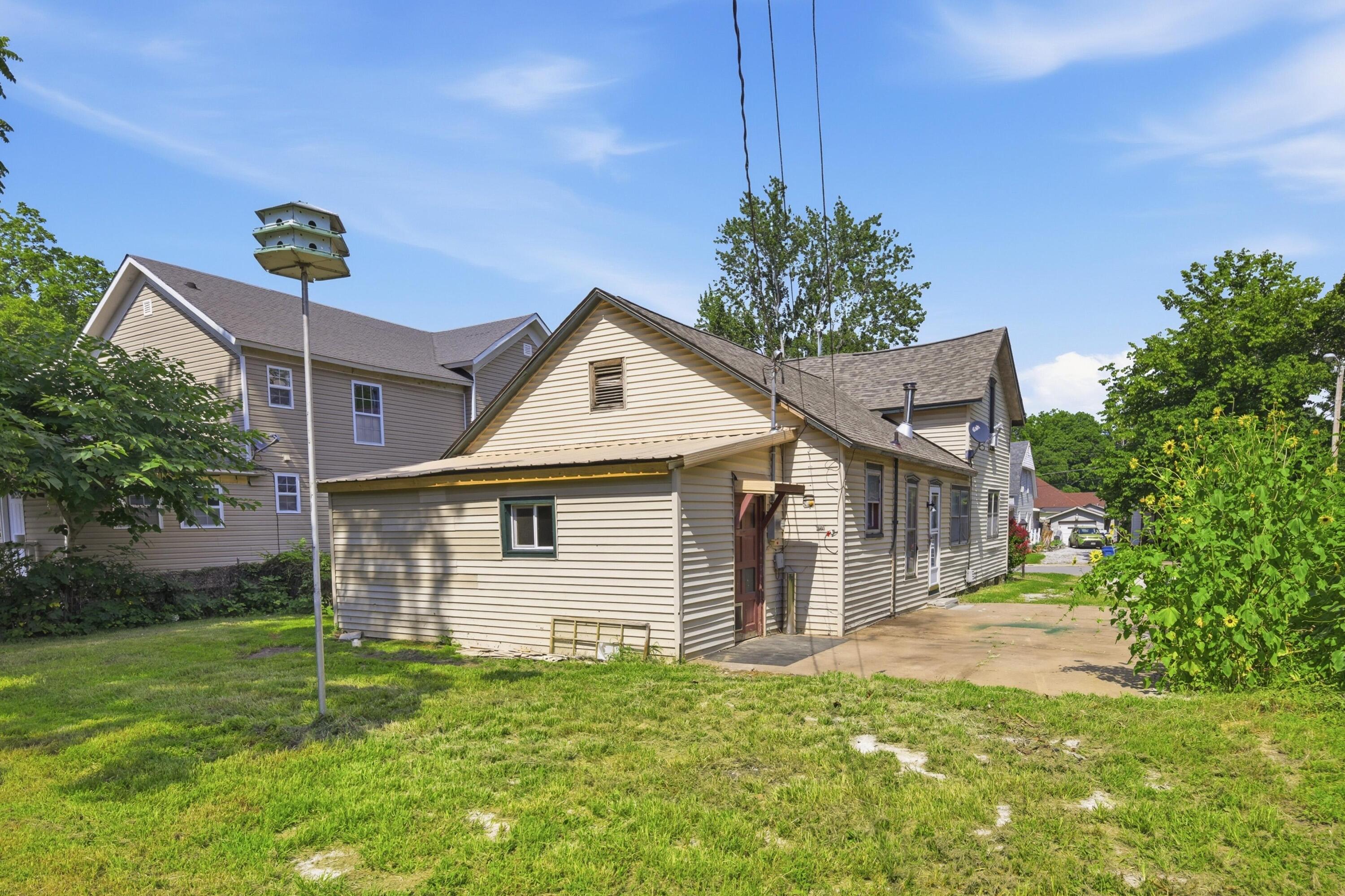 Photo 31 - Residential for sale – 1007  Grant Street  Carthage, MO