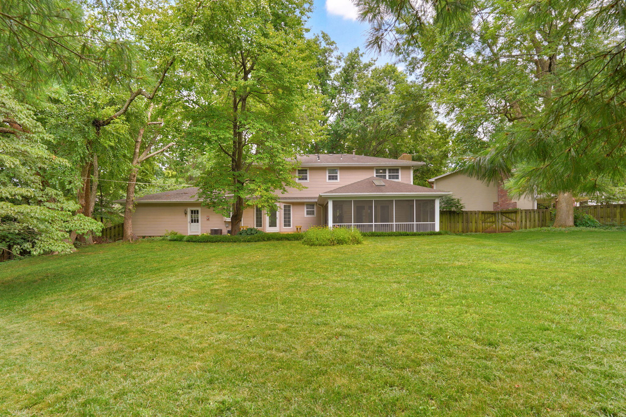 Photo 57 - Residential for sale – 2435 E Michelle Place  Springfield, MO