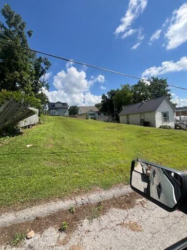 Photo 2 - Land for sale – 206 W Beaver   Anderson, MO