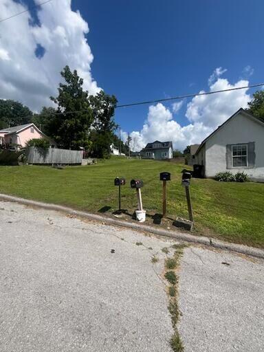 Photo 3 - Land for sale – 206 W Beaver   Anderson, MO