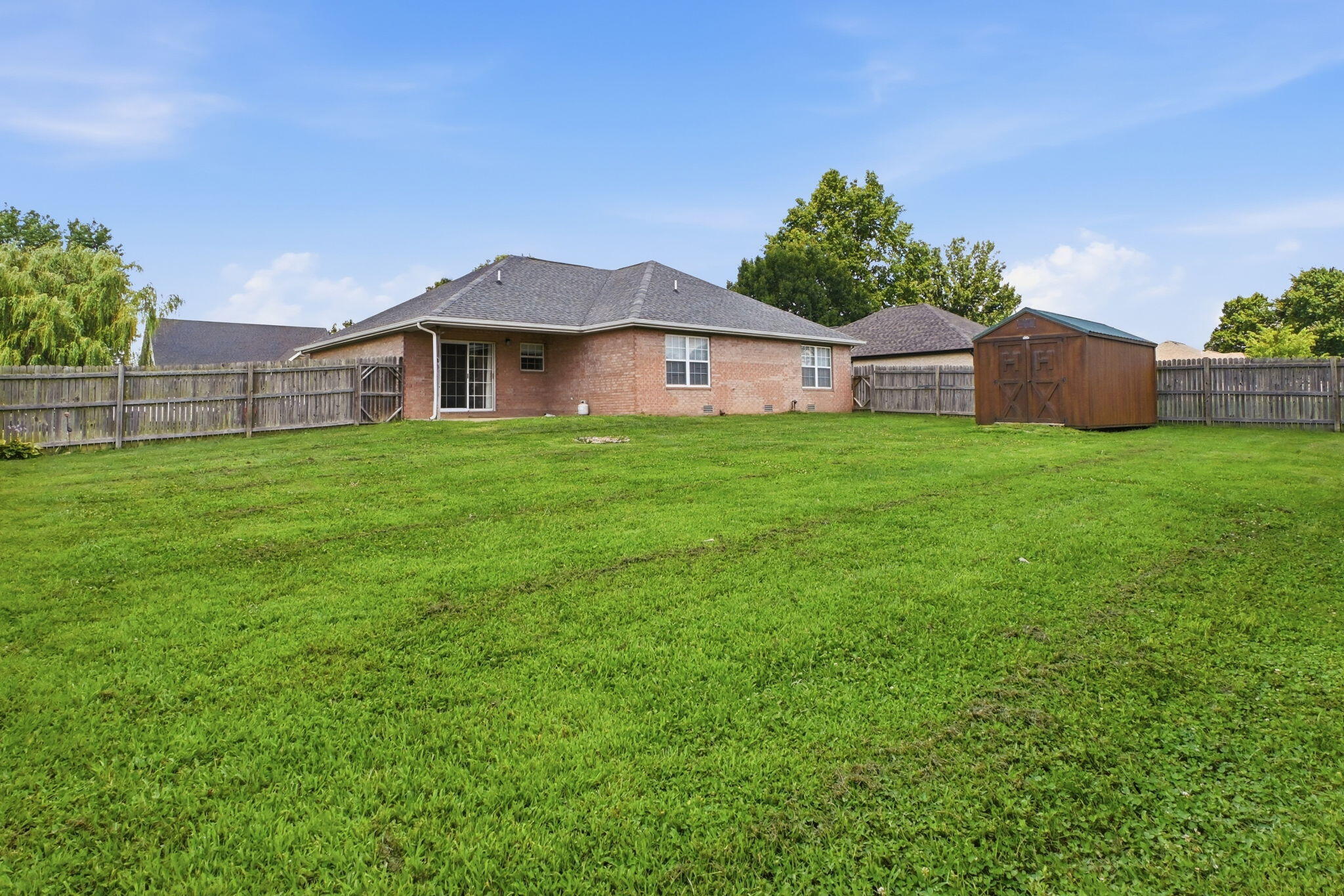 Photo 6 - Residential for sale – 2550 S Hartford Avenue  Bolivar, MO