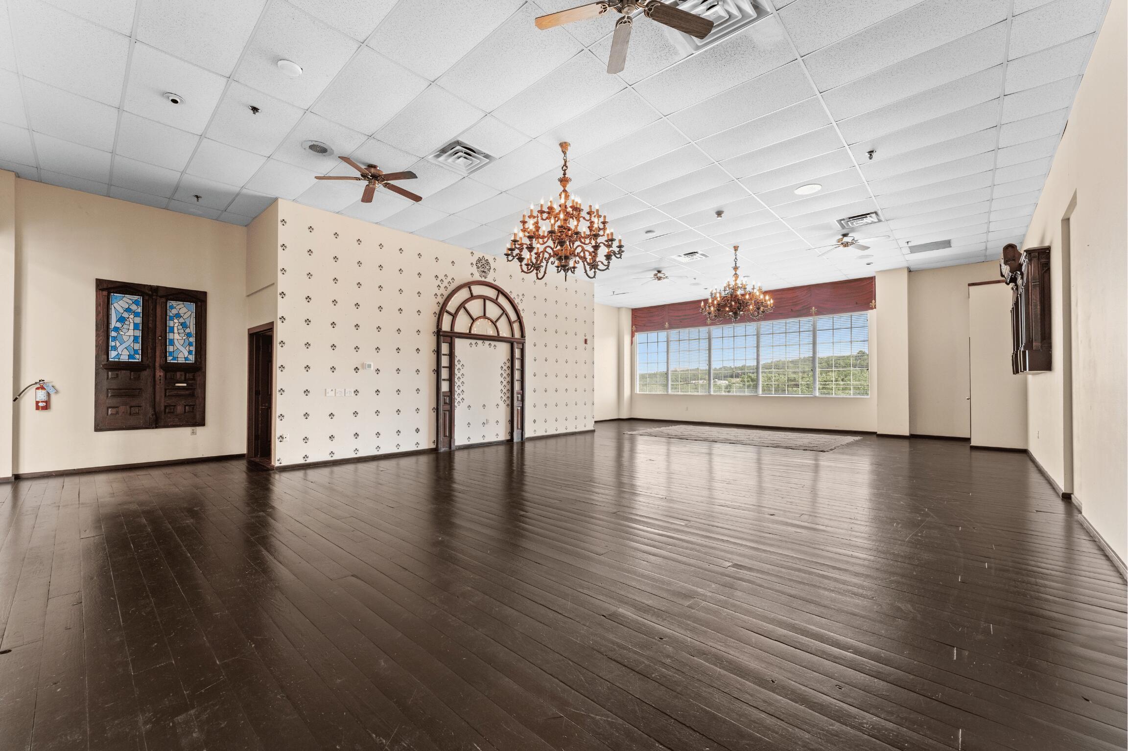 Photo 14 - Commercial Lease for sale – 2849  Gretna Road  Branson, MO