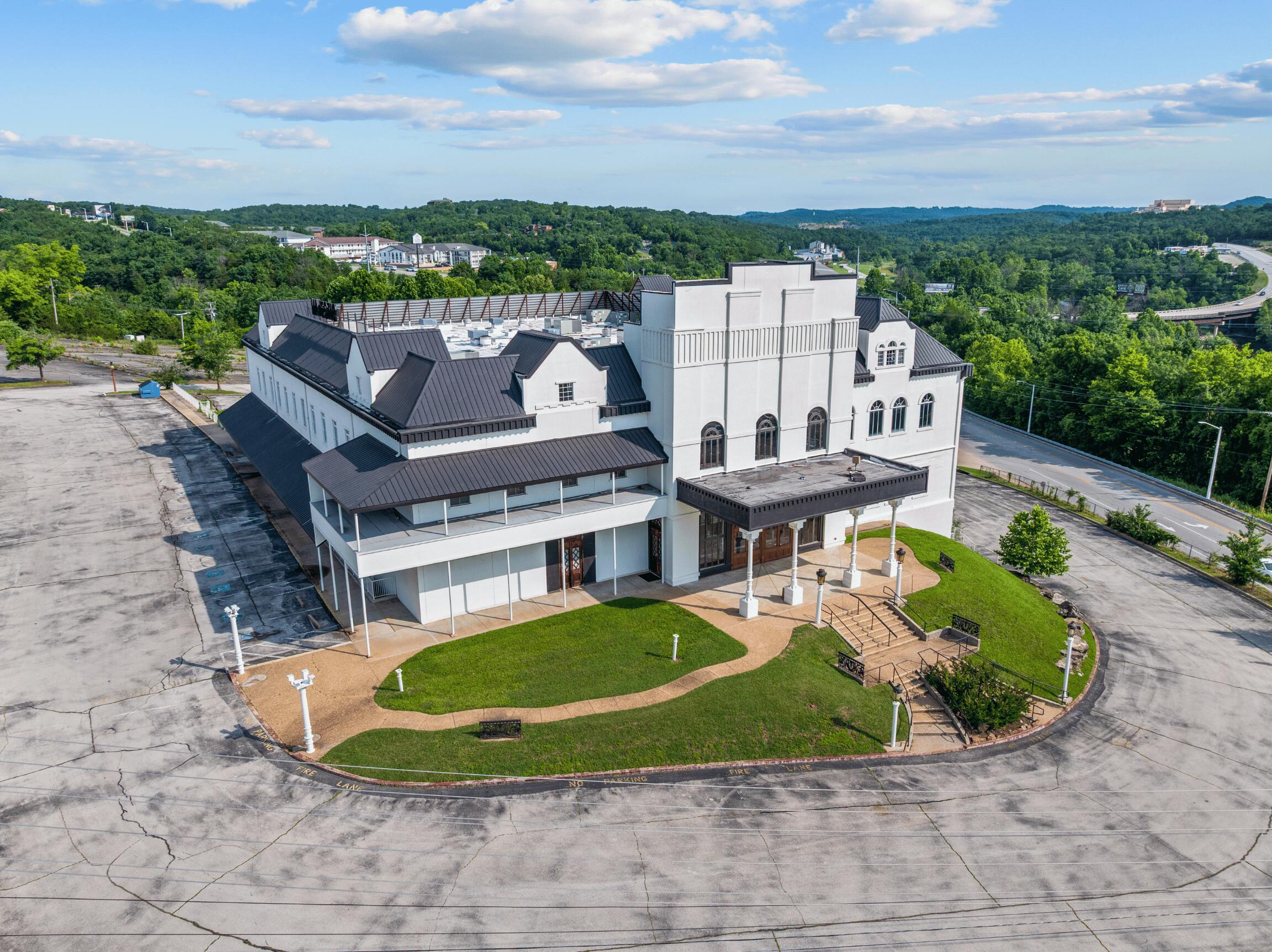 Photo 25 - Commercial Lease for sale – 2849  Gretna Road  Branson, MO