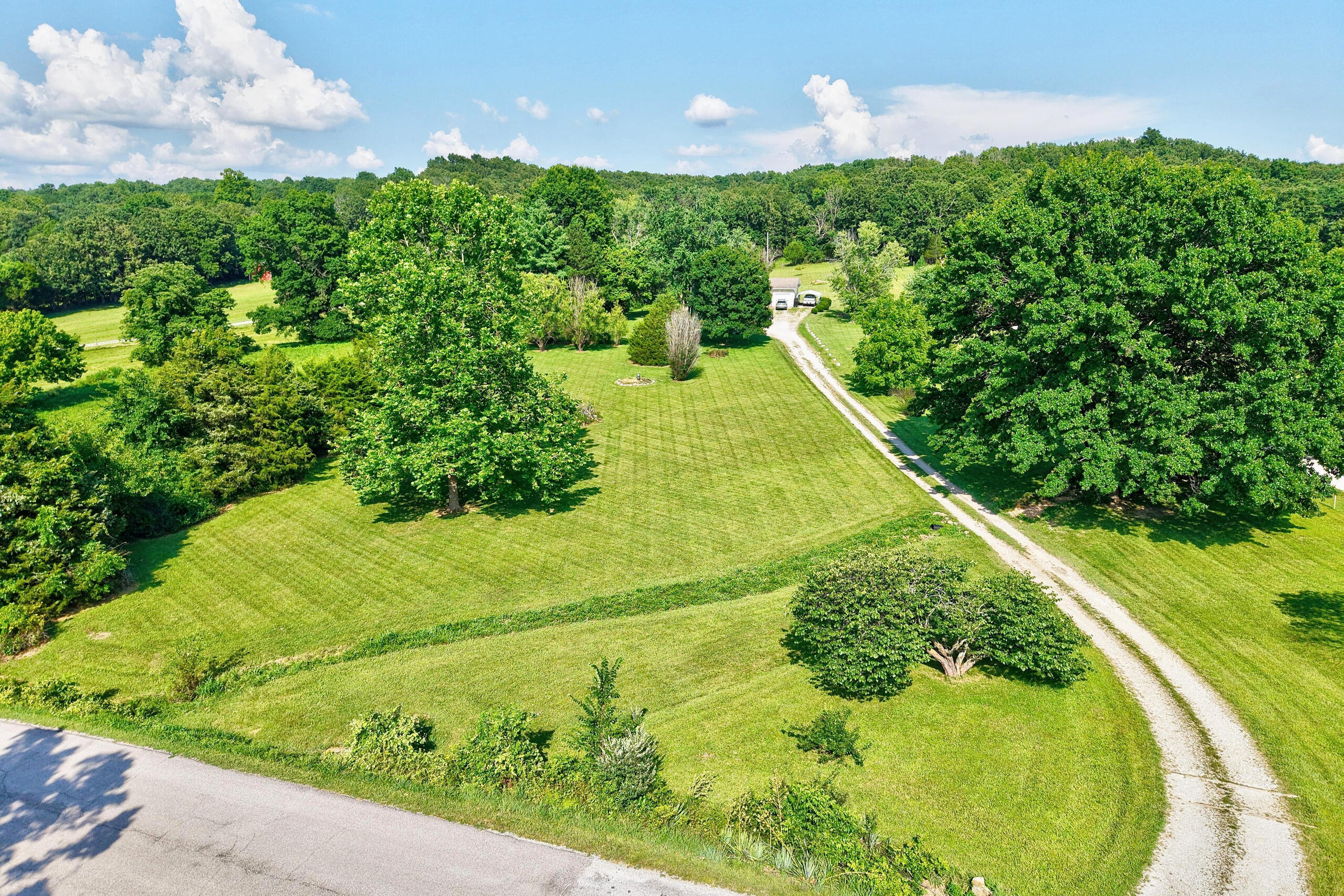 Photo 2 - Residential for sale – 2376  Northview Road  Marshfield, MO