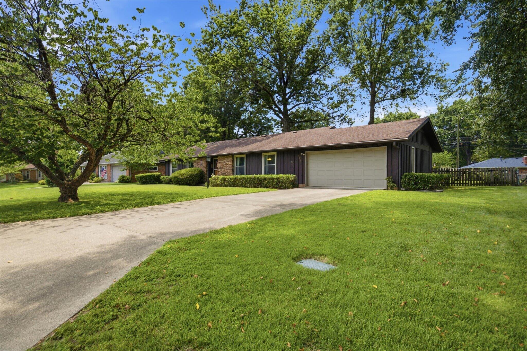 Residential for sale – 660 W Primrose Street  Springfield, MO