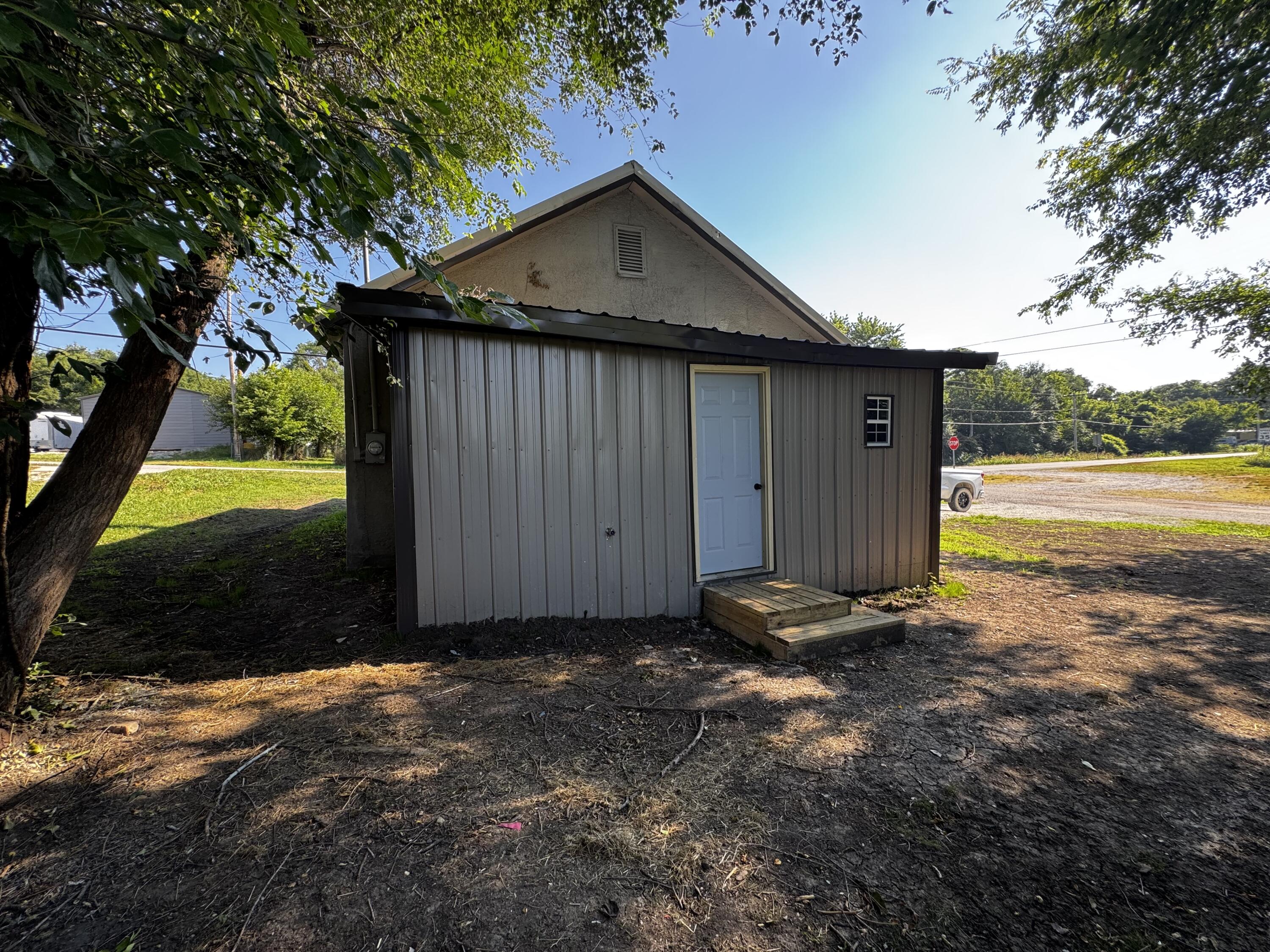 Photo 3 - Residential for sale – 119 E Broadway Street  Urbana, MO