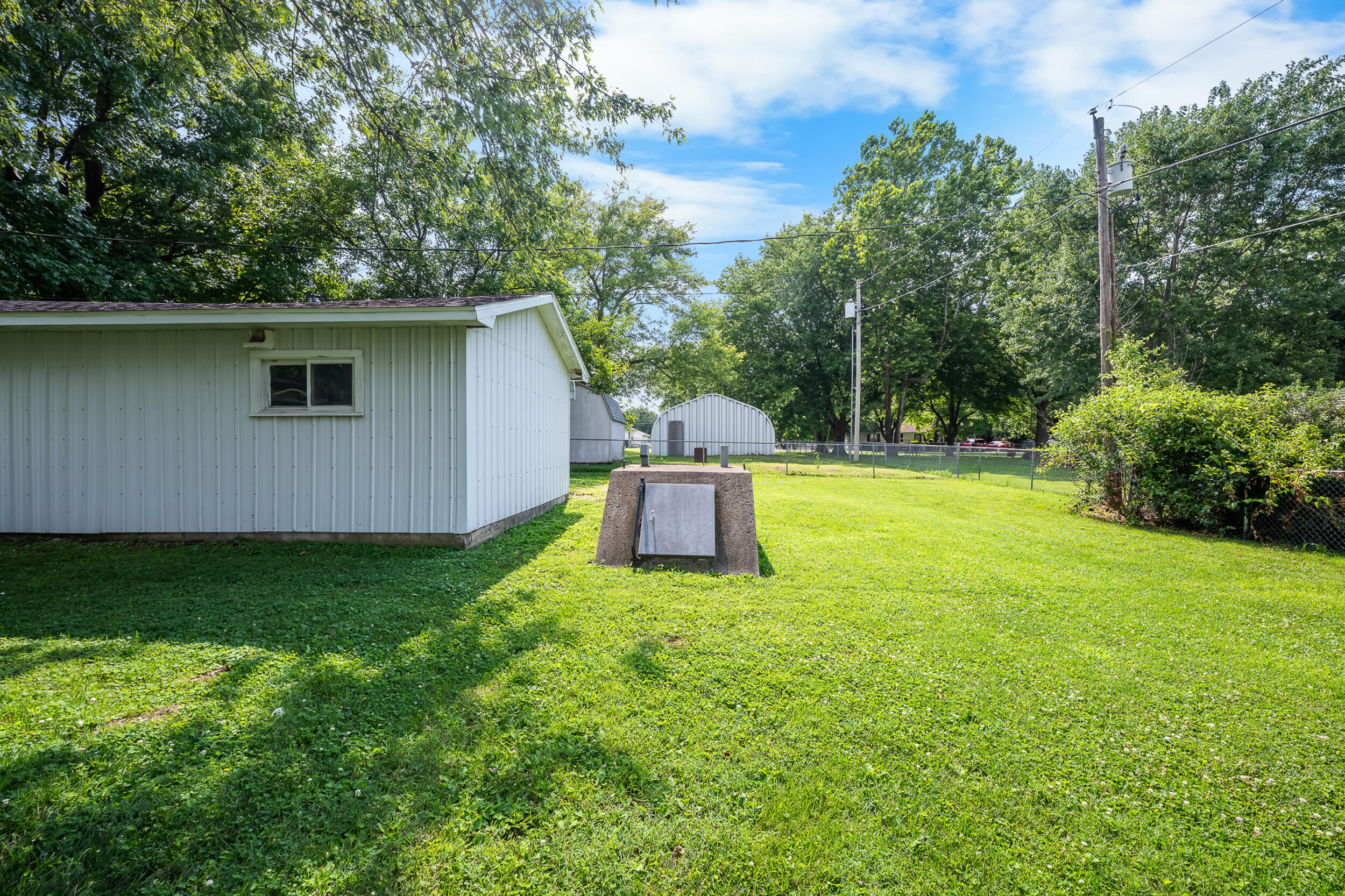 Photo 53 - Residential for sale – 1417 W Locust Street  Bolivar, MO