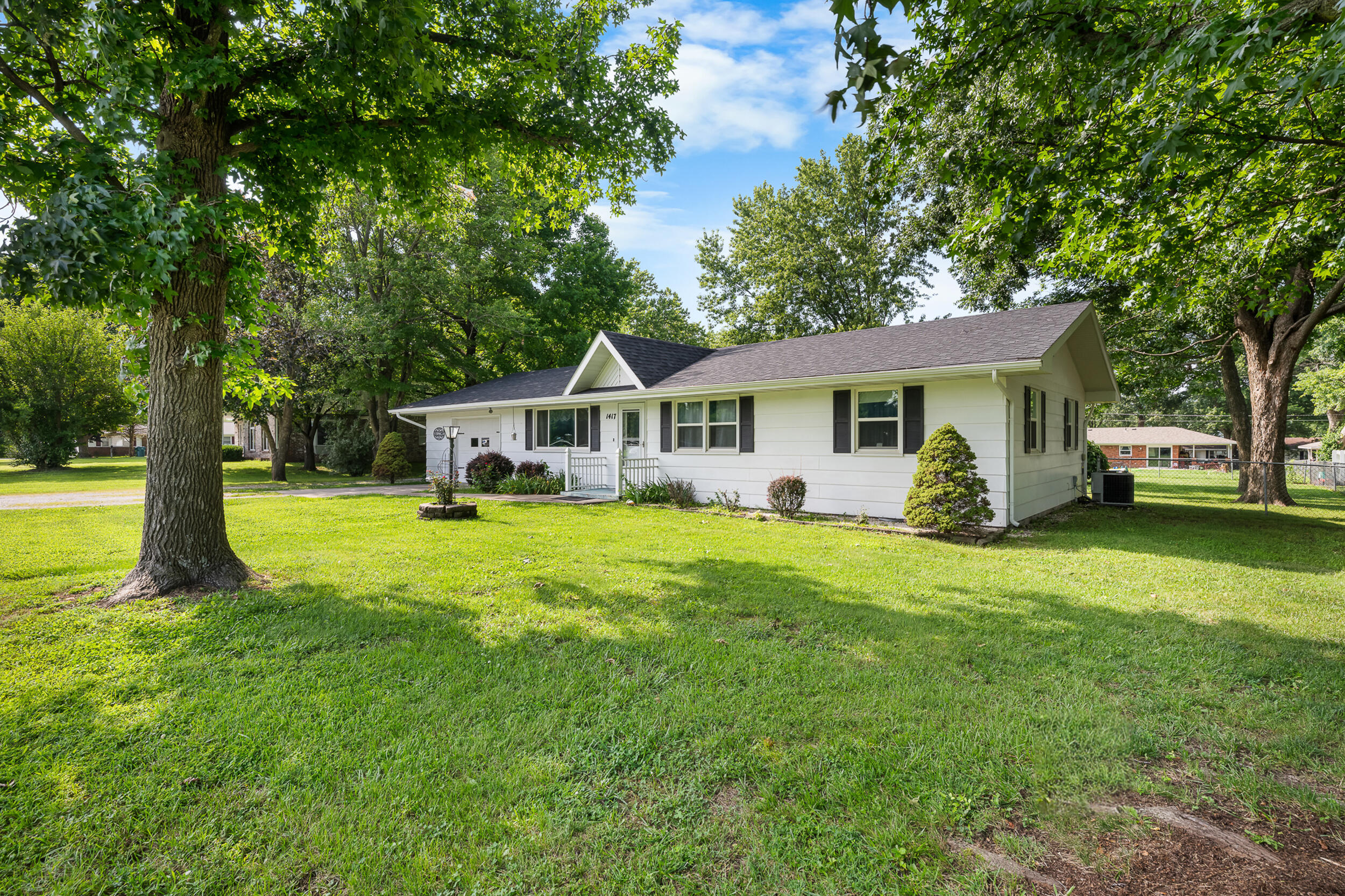 Photo 66 - Residential for sale – 1417 W Locust Street  Bolivar, MO