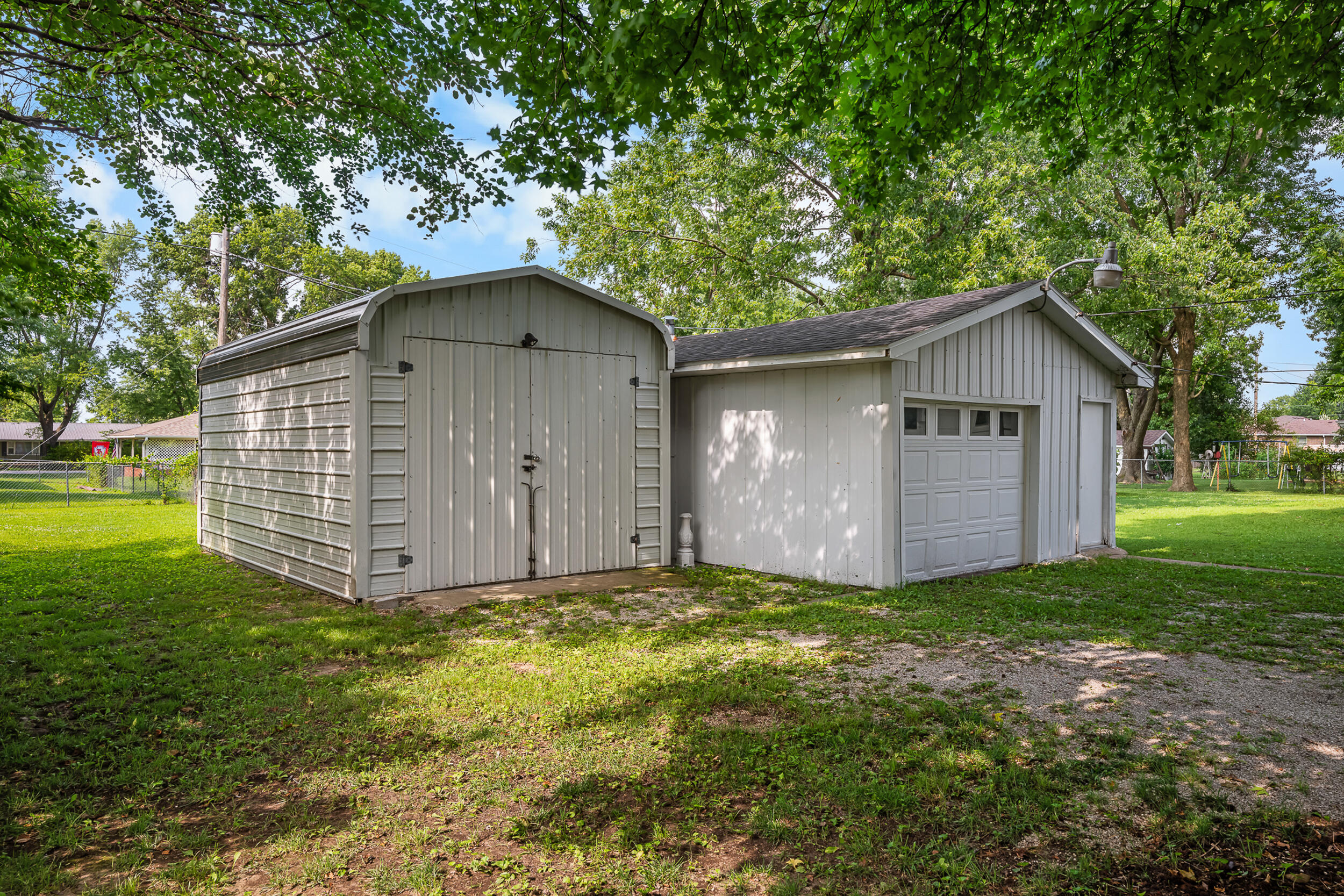 Photo 65 - Residential for sale – 1417 W Locust Street  Bolivar, MO