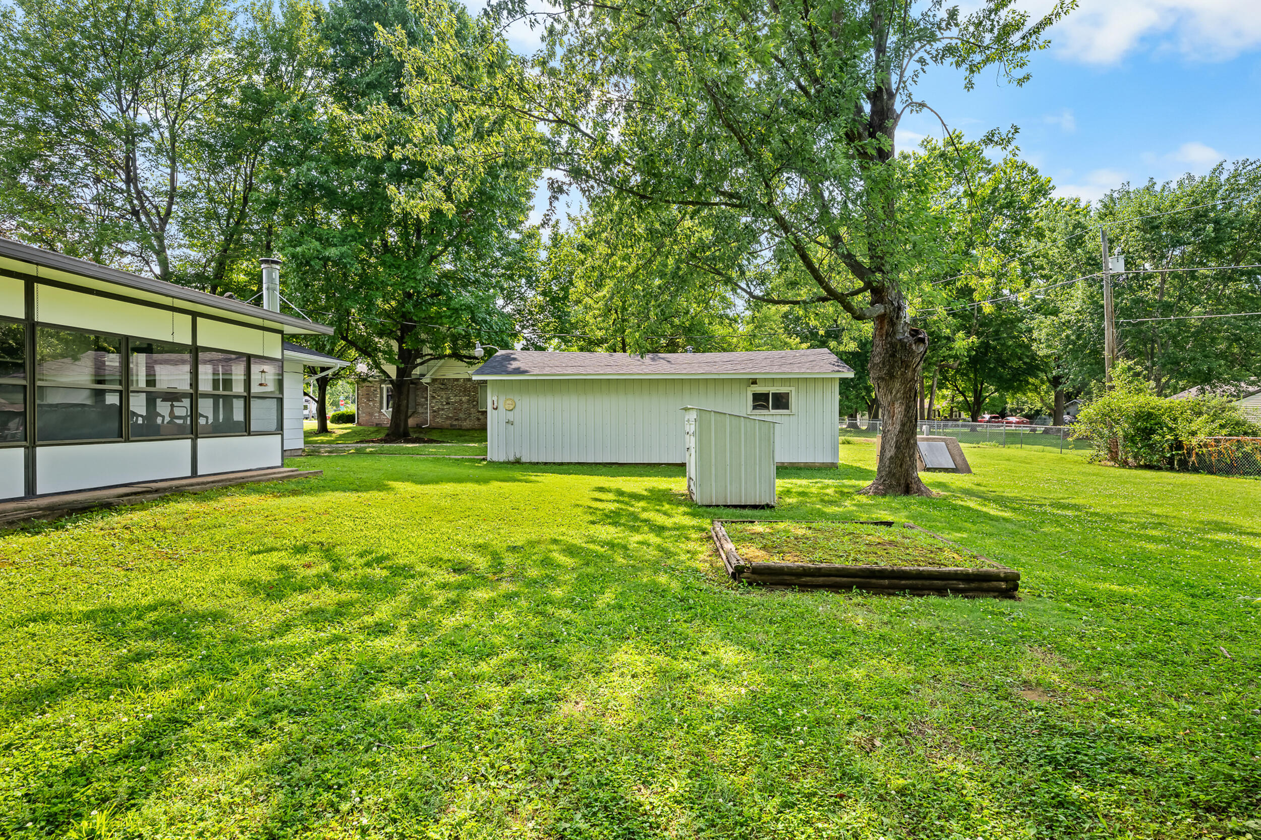 Photo 58 - Residential for sale – 1417 W Locust Street  Bolivar, MO