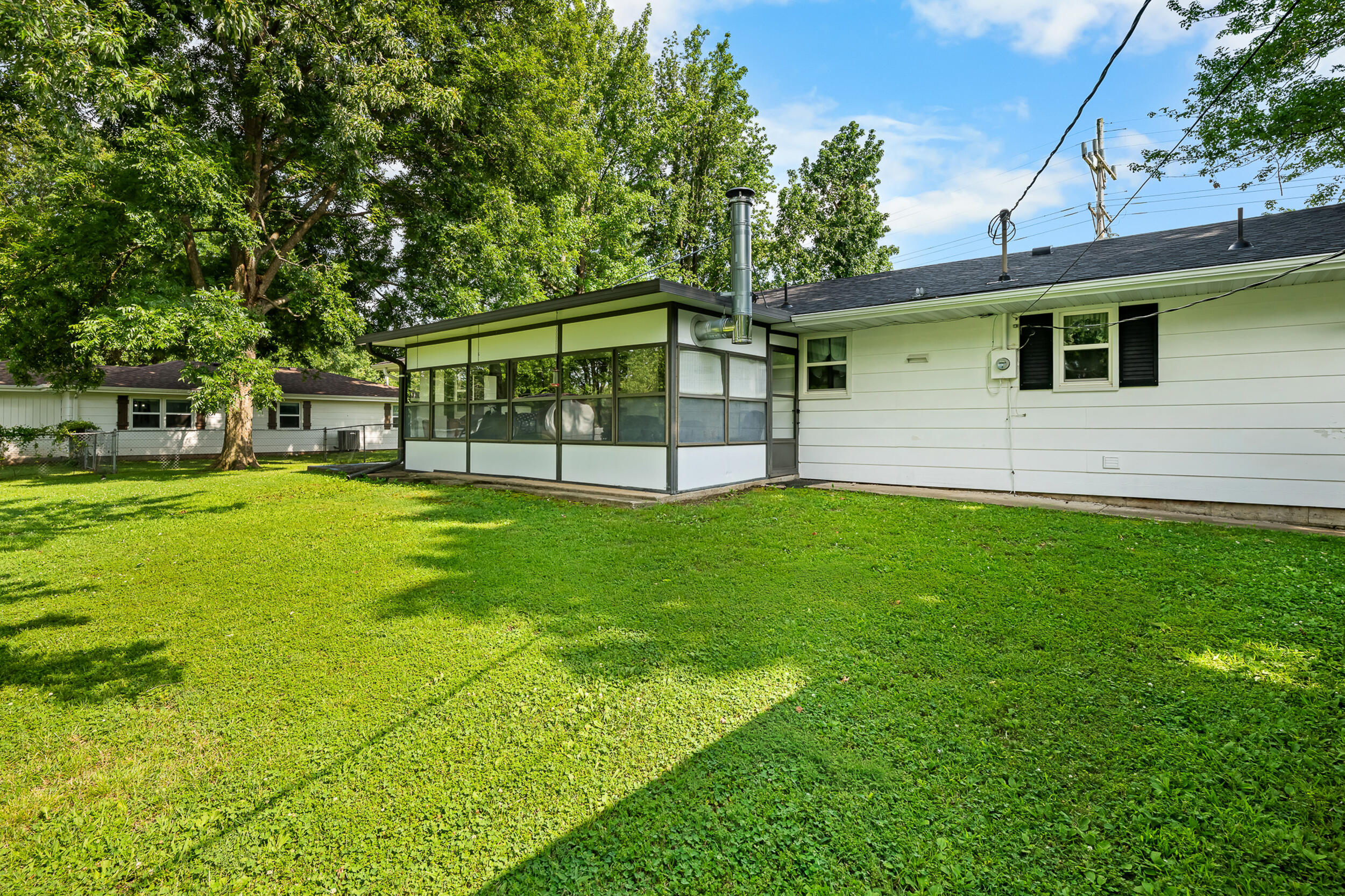 Photo 61 - Residential for sale – 1417 W Locust Street  Bolivar, MO
