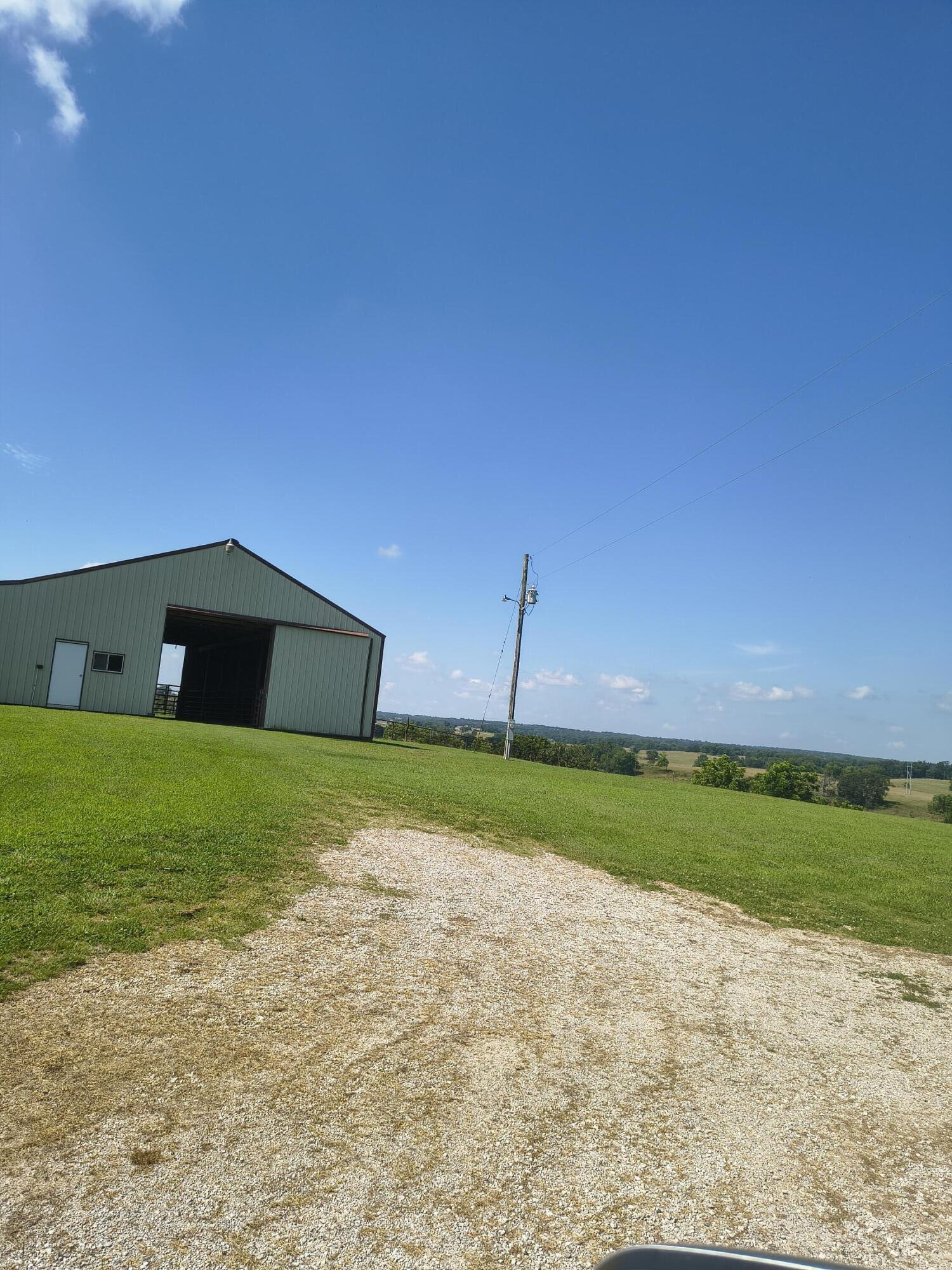 Photo 3 - Farm for sale – 25059 W State Highway Tt   Crane, MO