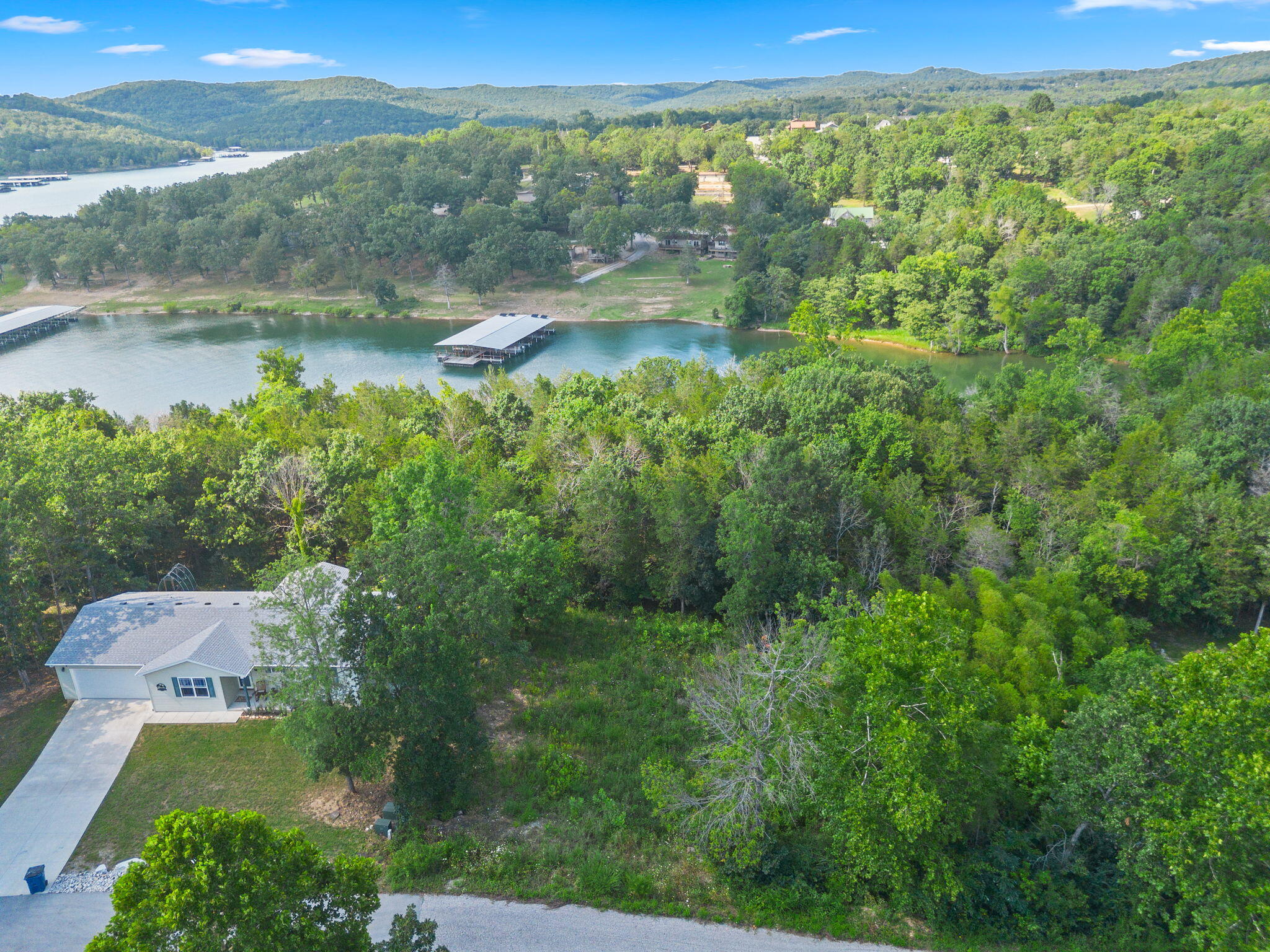 Photo 4 - Land for sale – Lot 16  Clear Cove Landing   Reeds Spring, MO