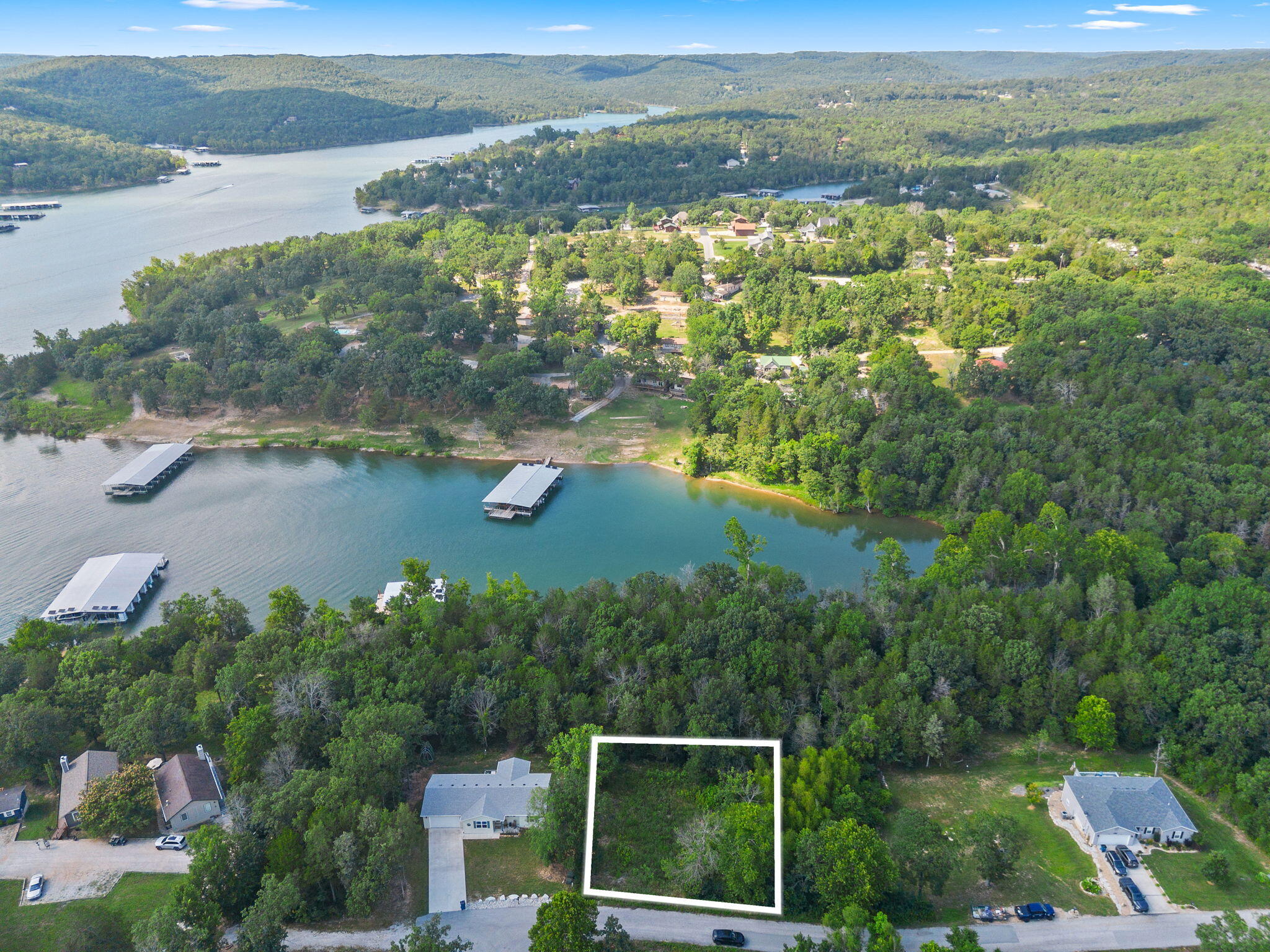 Land for sale – Lot 16  Clear Cove Landing   Reeds Spring, MO