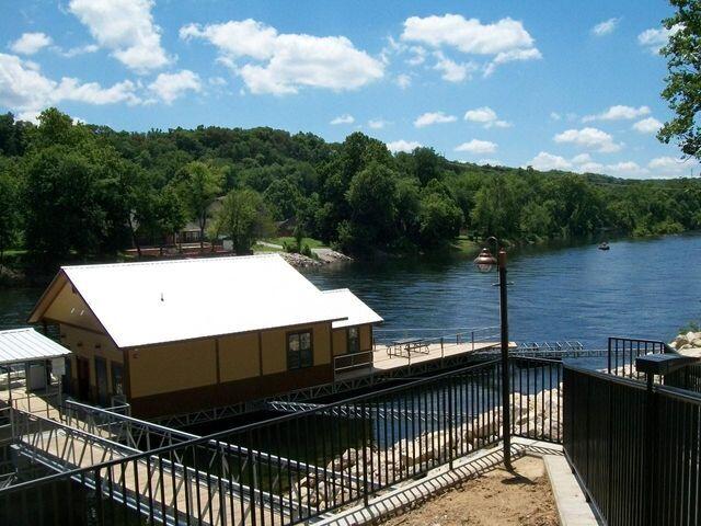 Photo 13 - Residential for sale – 467  Royalty Lane  Branson, MO