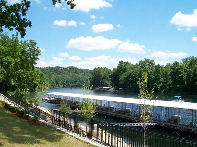 Photo 12 - Residential for sale – 467  Royalty Lane  Branson, MO