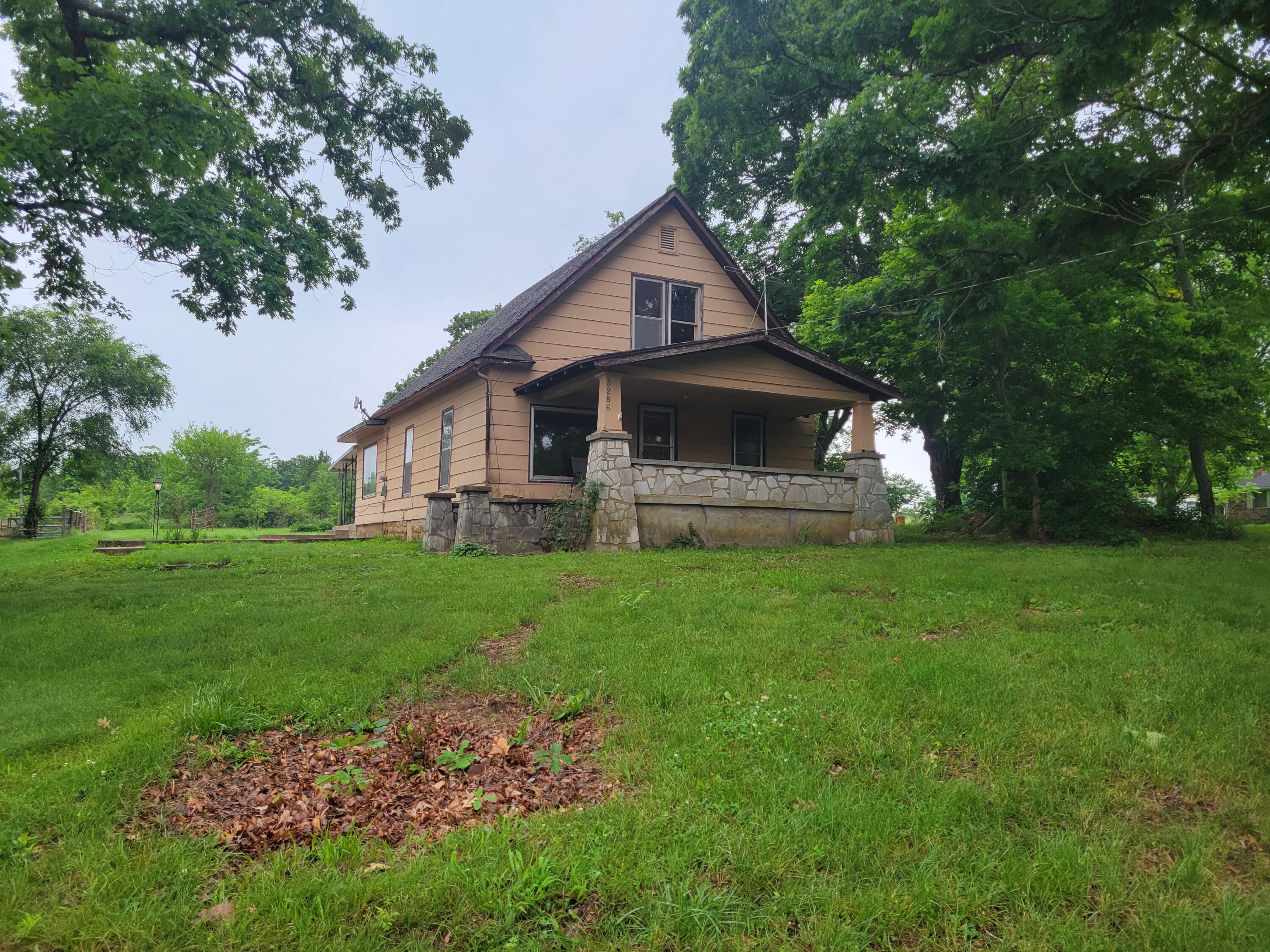 Residential for sale – 3286 S 30th Road  Humansville, MO